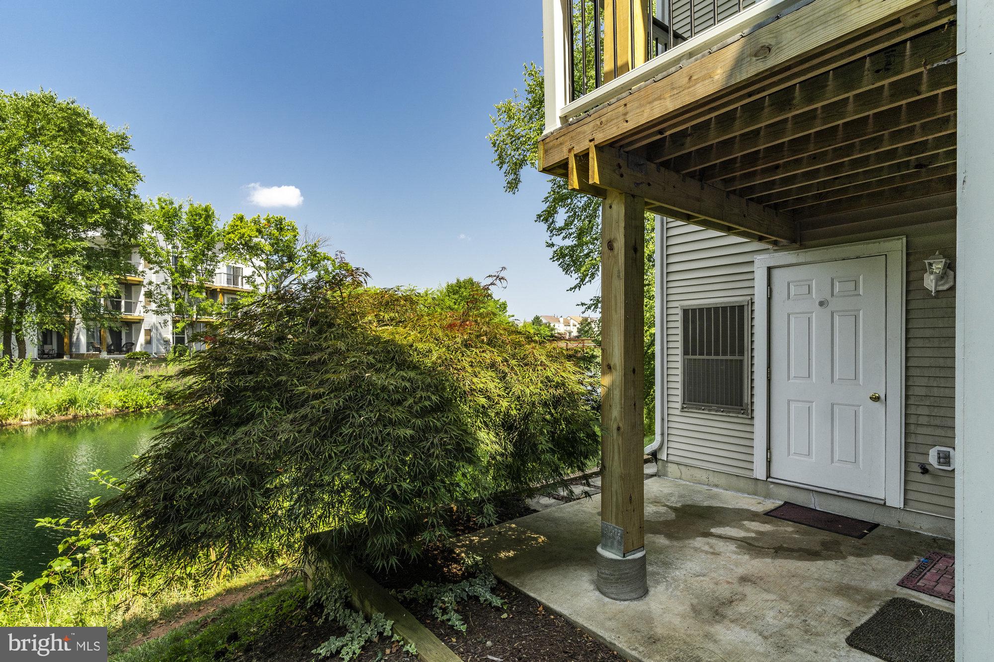 ASHBURN VILLAGE - Residential