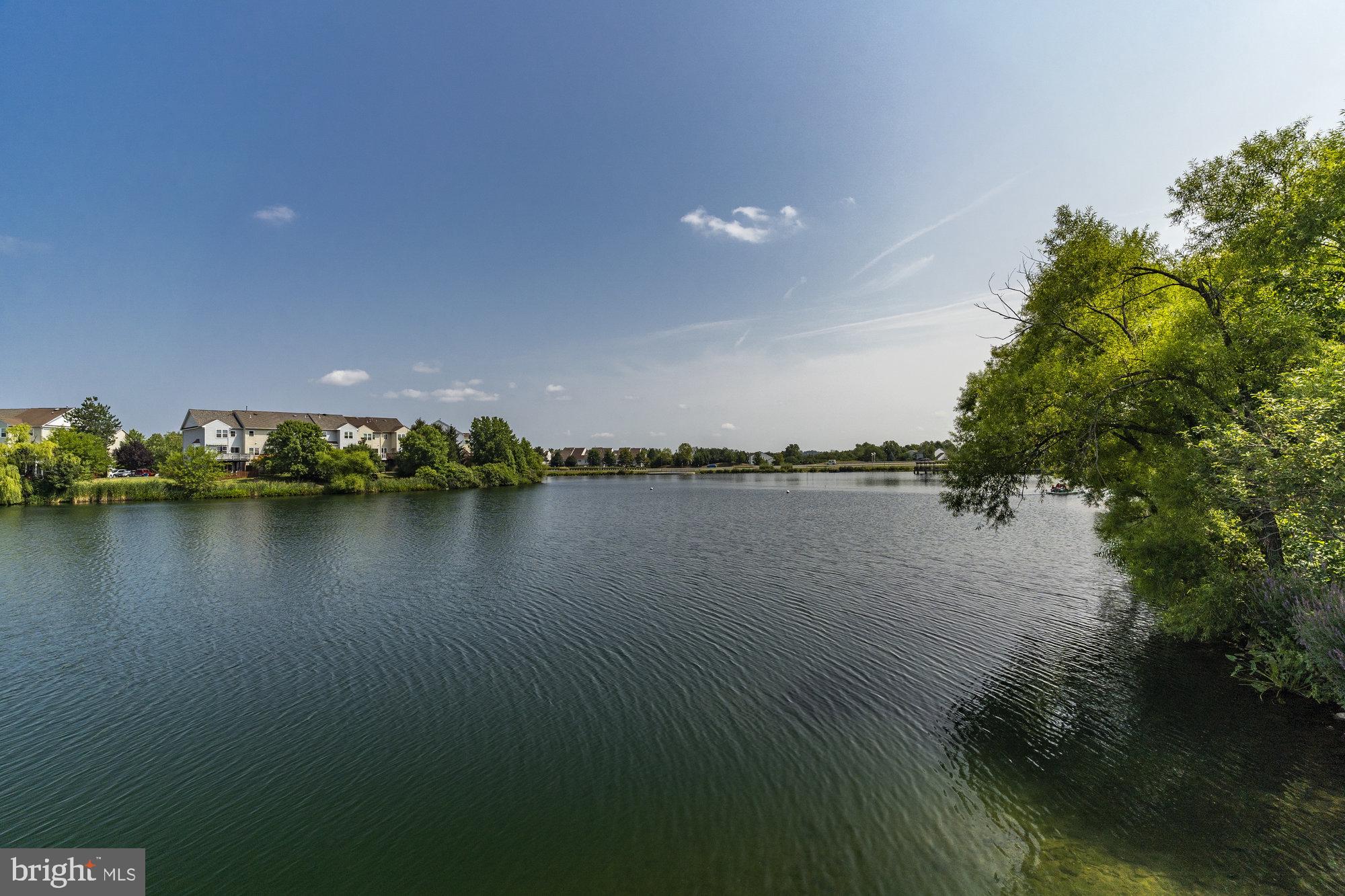 ASHBURN VILLAGE - Residential