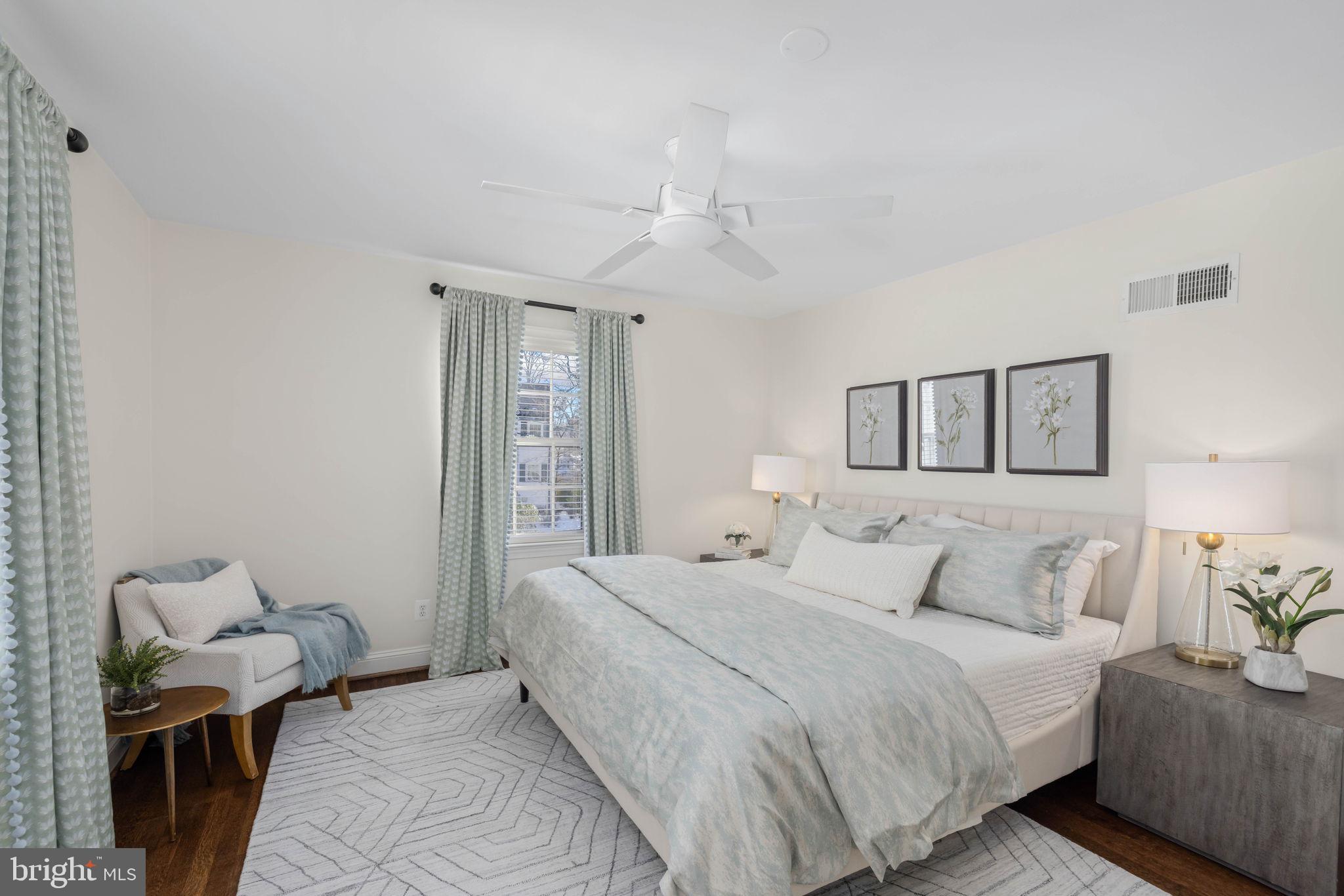 COUNTRY CLUB HILLS - Residential