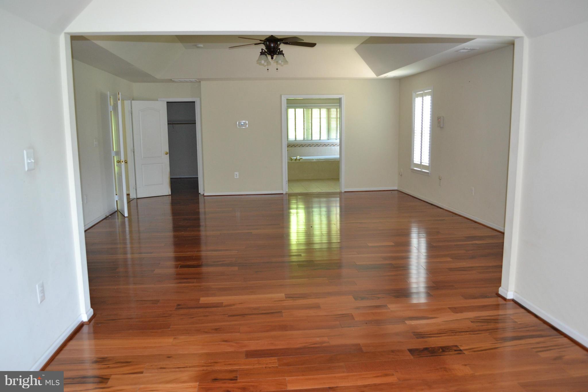 MEADOWBROOK ESTATES - Residential