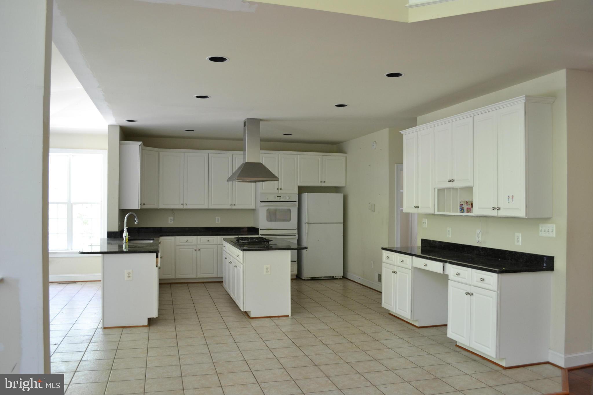 MEADOWBROOK ESTATES - Residential