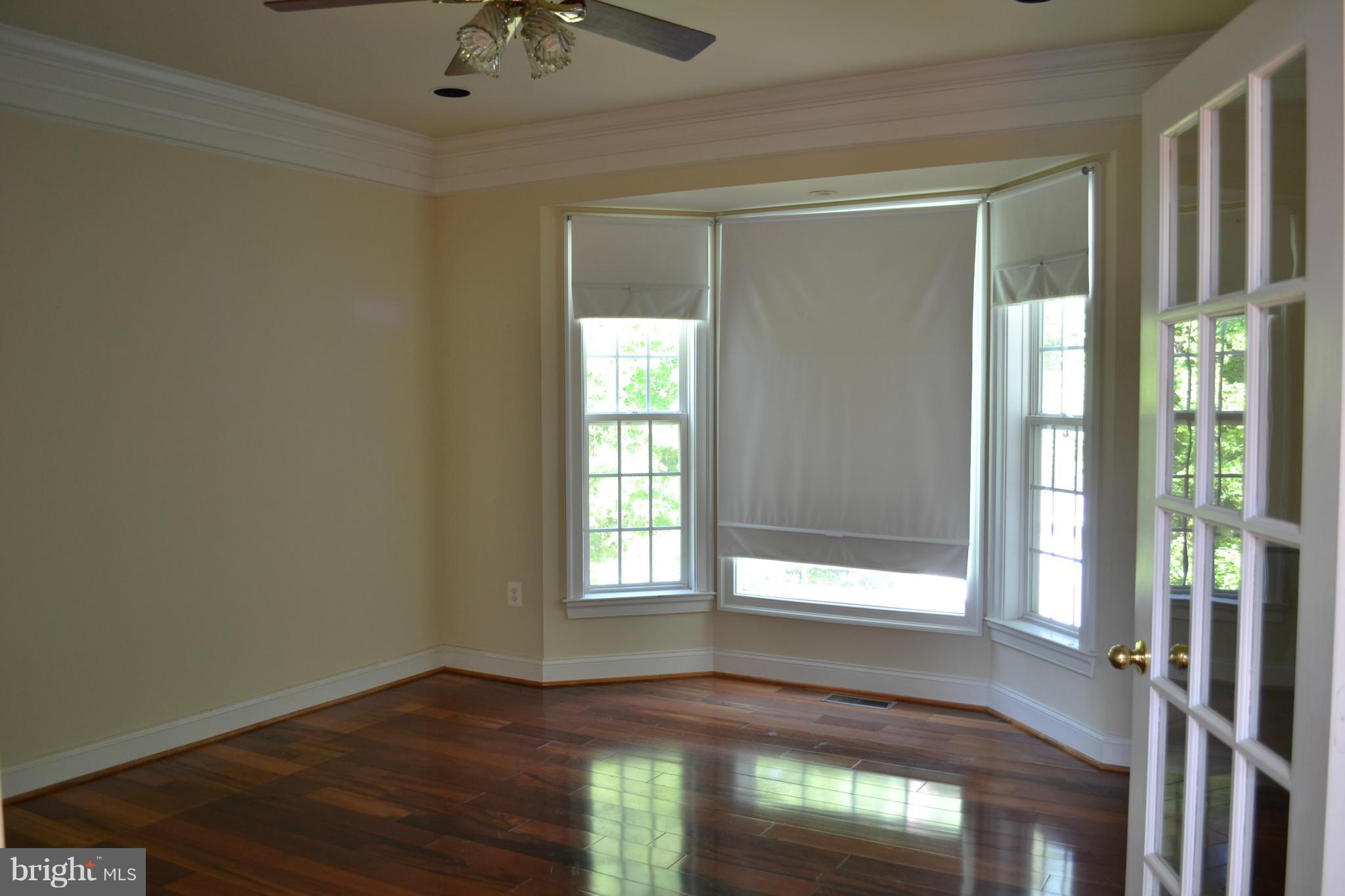 MEADOWBROOK ESTATES - Residential