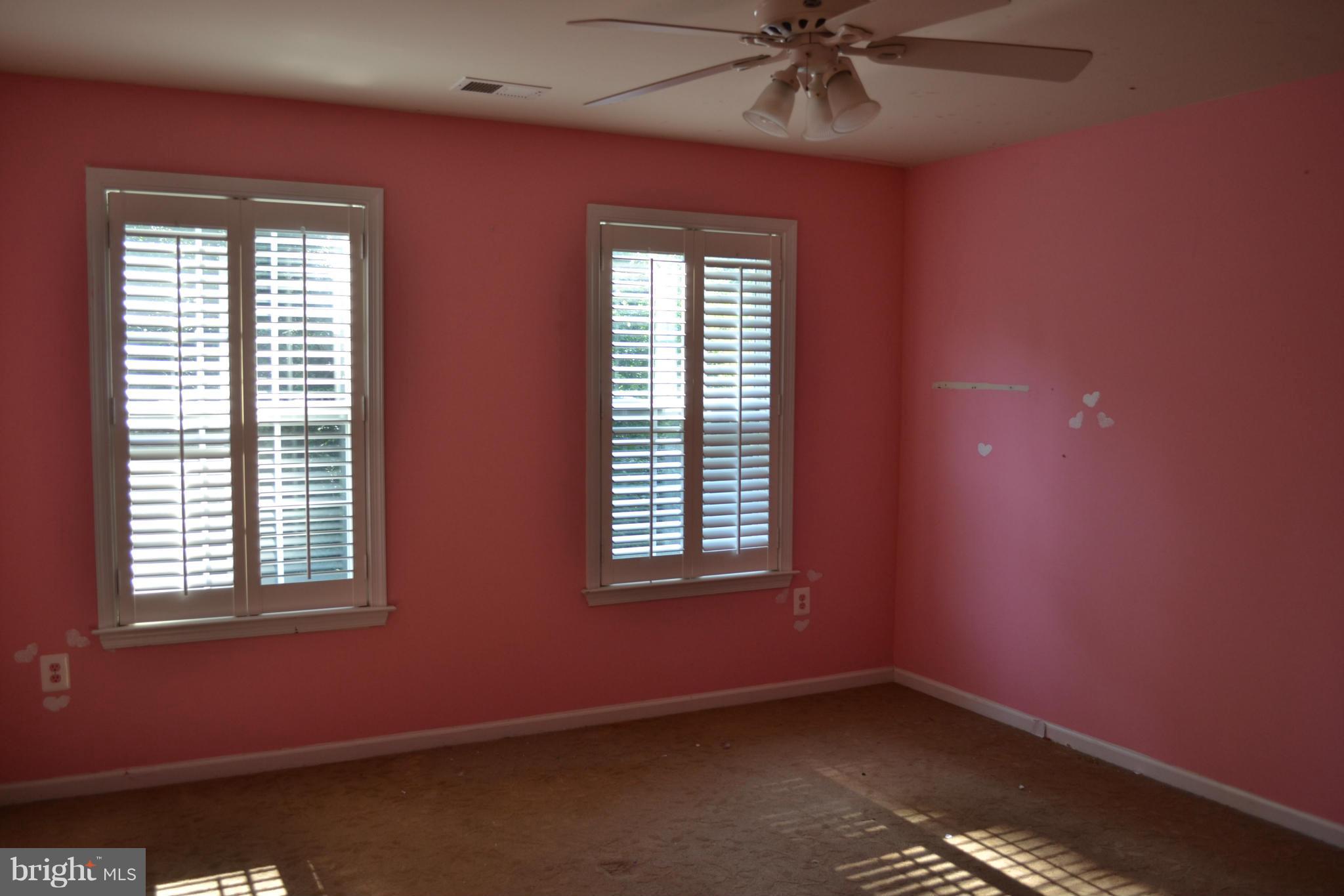 MEADOWBROOK ESTATES - Residential