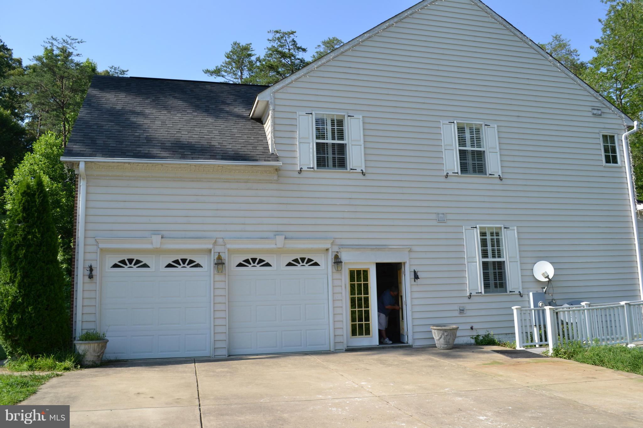 MEADOWBROOK ESTATES - Residential