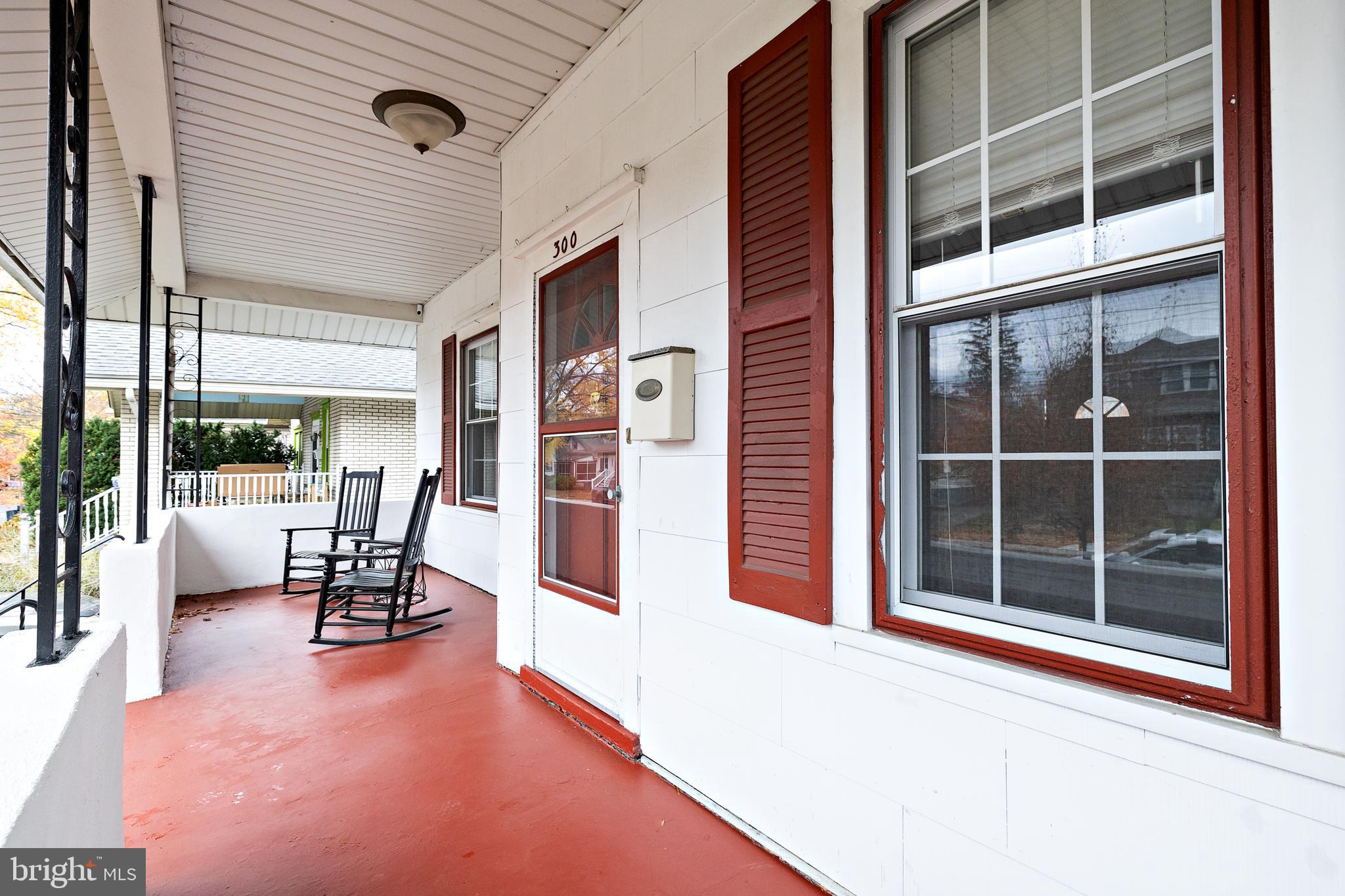 300 WOODLAWN TERRACE