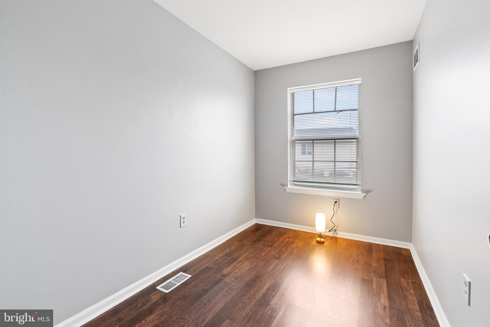 NORRISTOWN - Residential