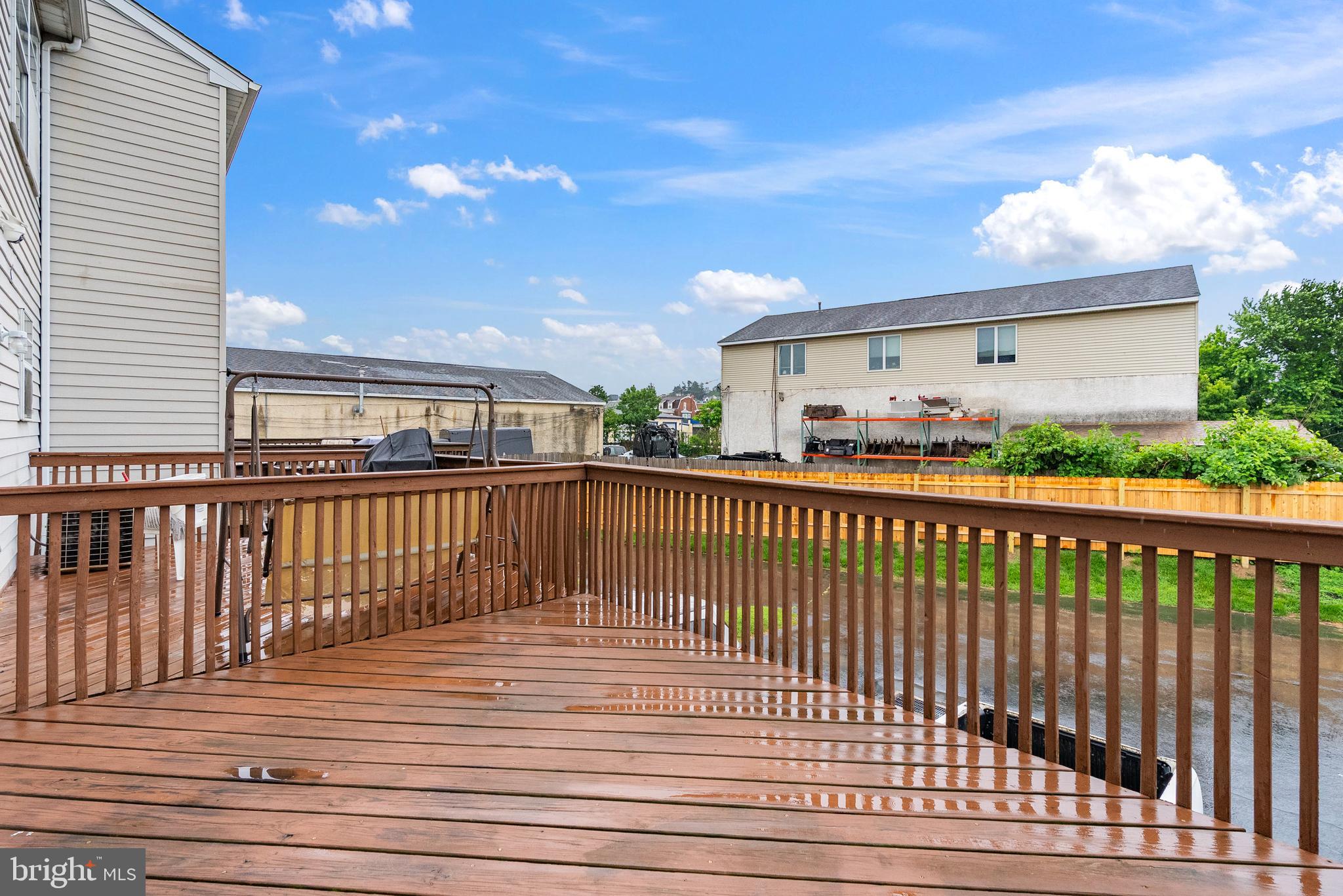 NORRISTOWN - Residential