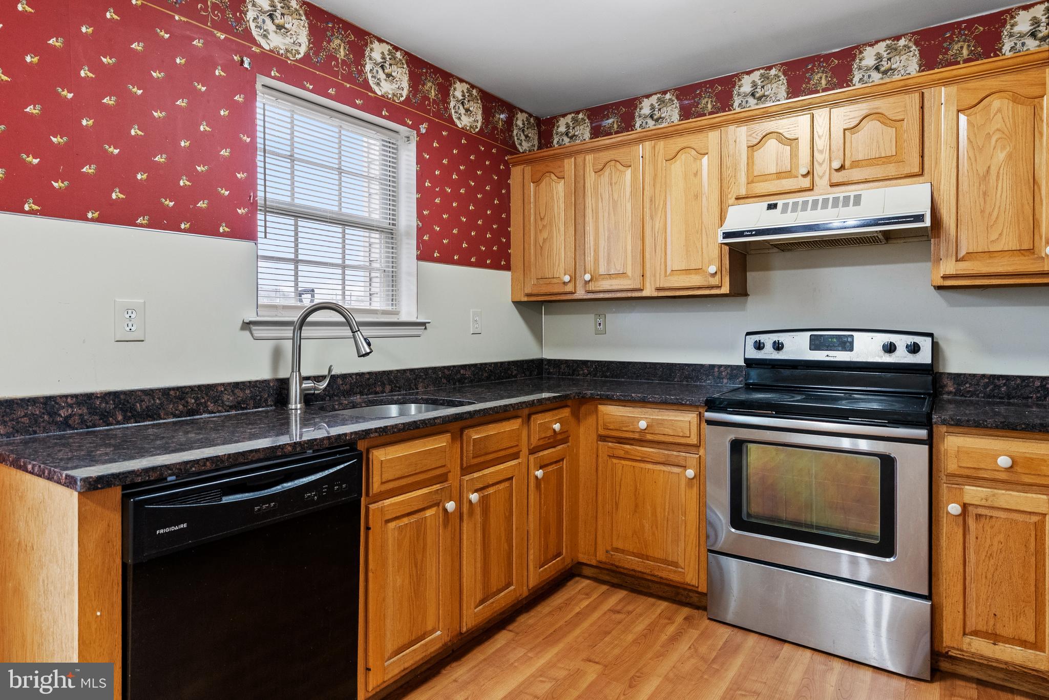 NORRISTOWN - Residential