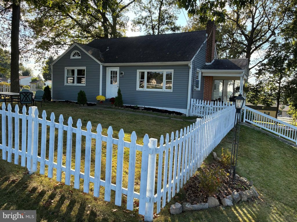 Photo of 240 S Camp Street, WINDSOR, PA 17366 (MLS # PAYK2090278)