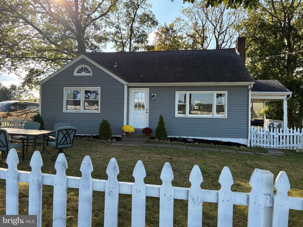 Photo of 240 S Camp Street, WINDSOR, PA 17366 (MLS # PAYK2090278)