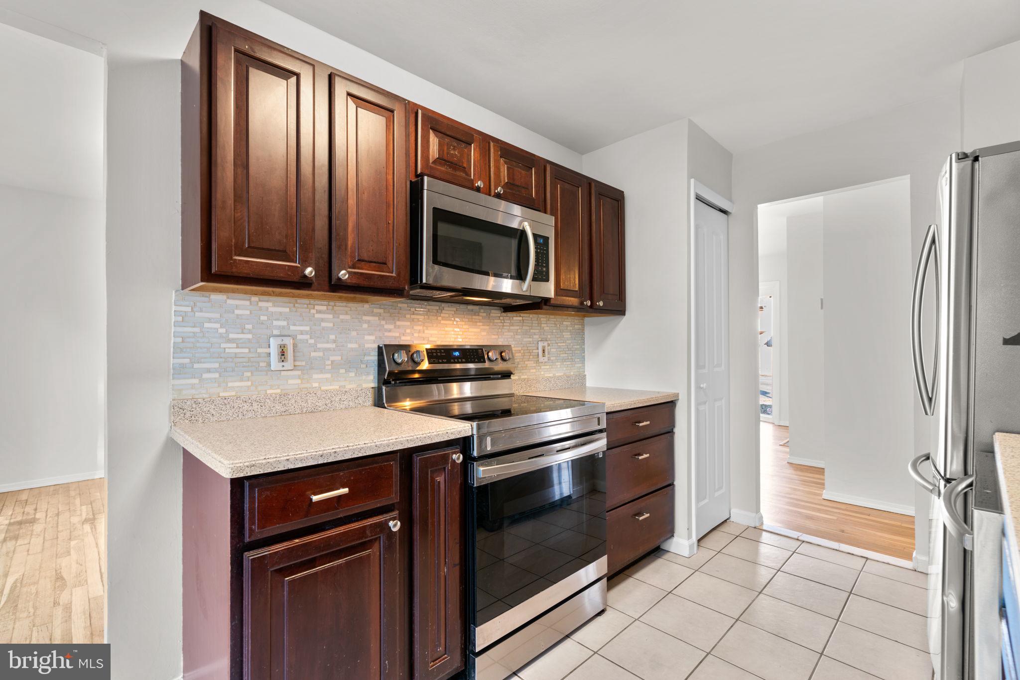 RIPPLING ESTATES - Residential