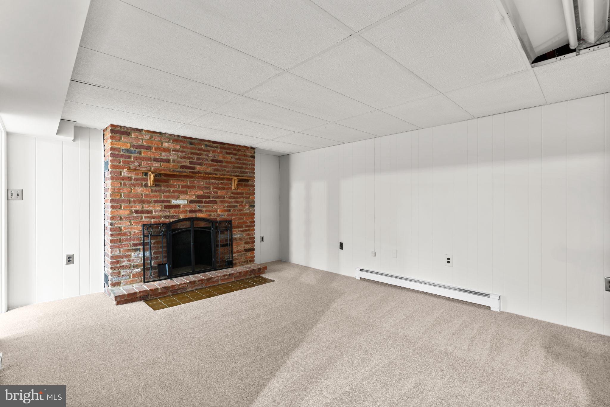 RIPPLING ESTATES - Residential