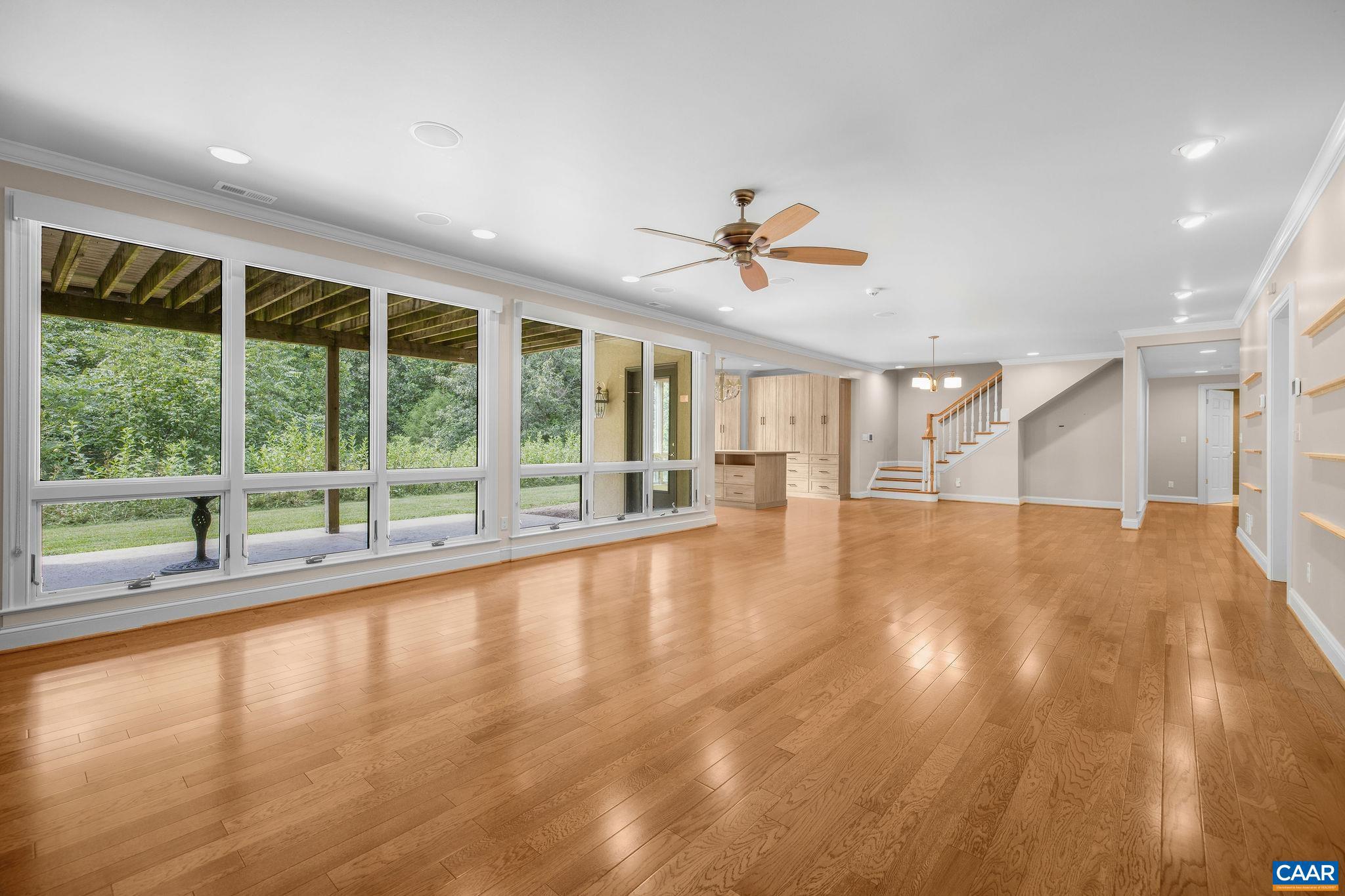 MILTON VILLAGE - Residential