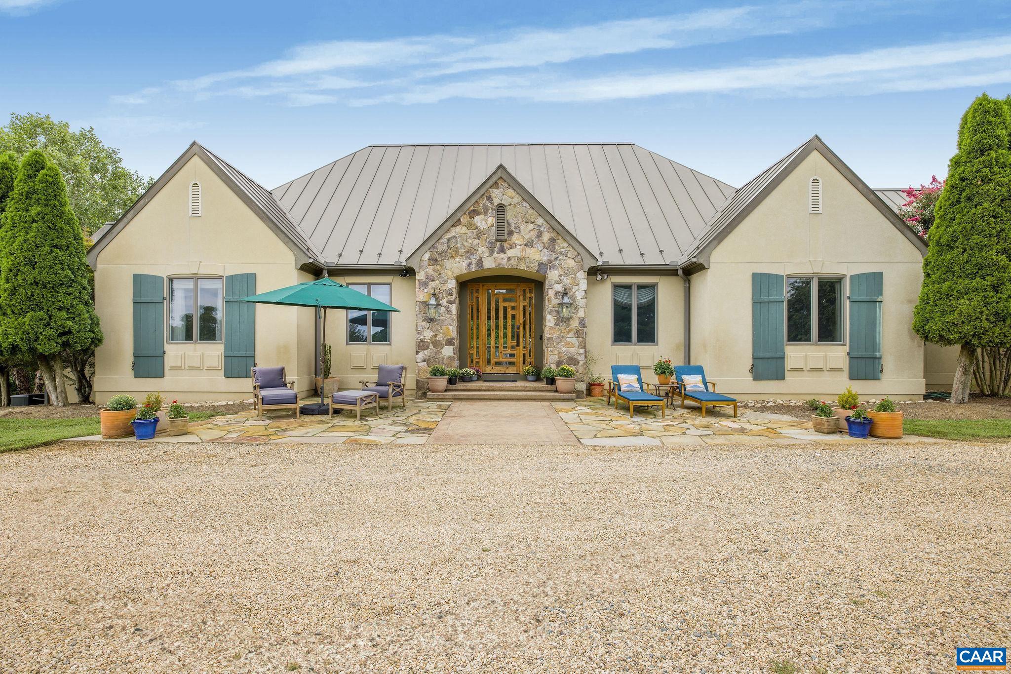 MILTON VILLAGE - Residential