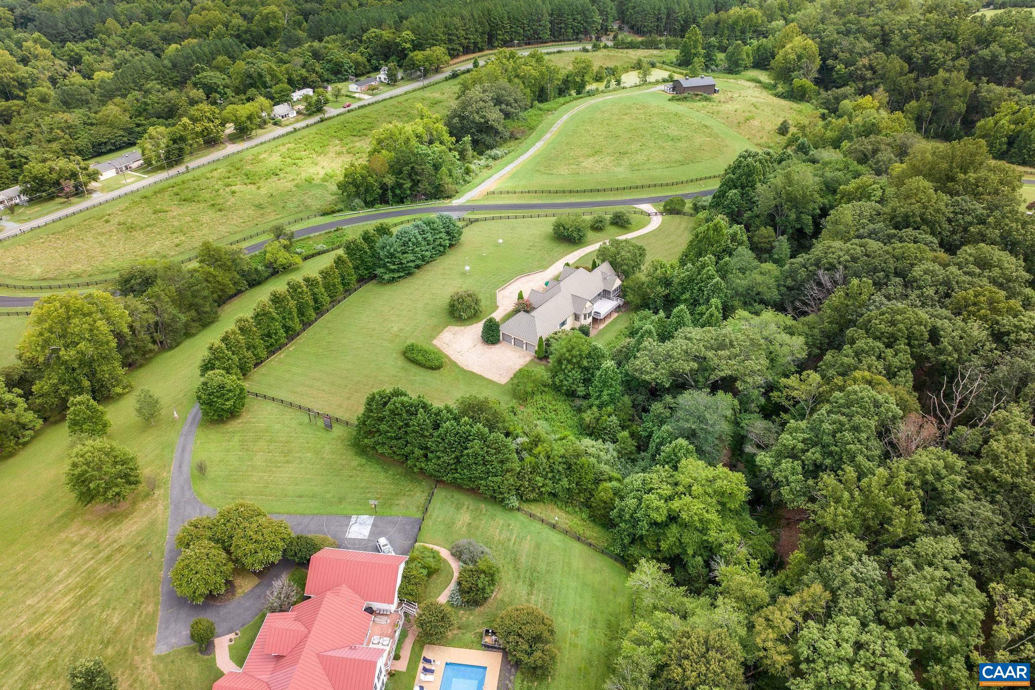 MILTON VILLAGE - Residential