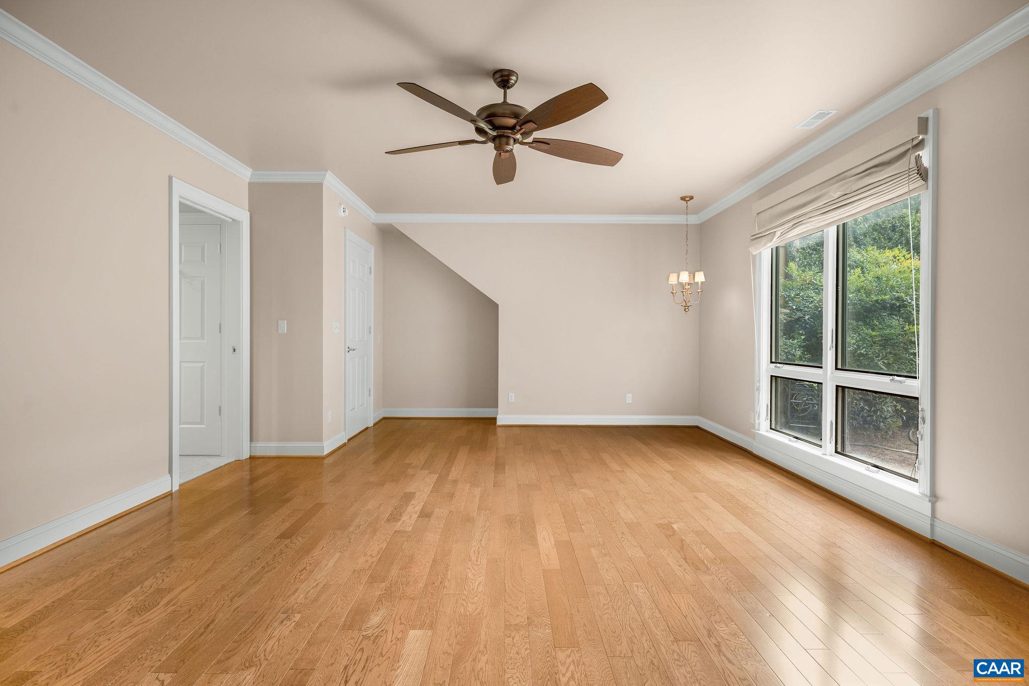 MILTON VILLAGE - Residential