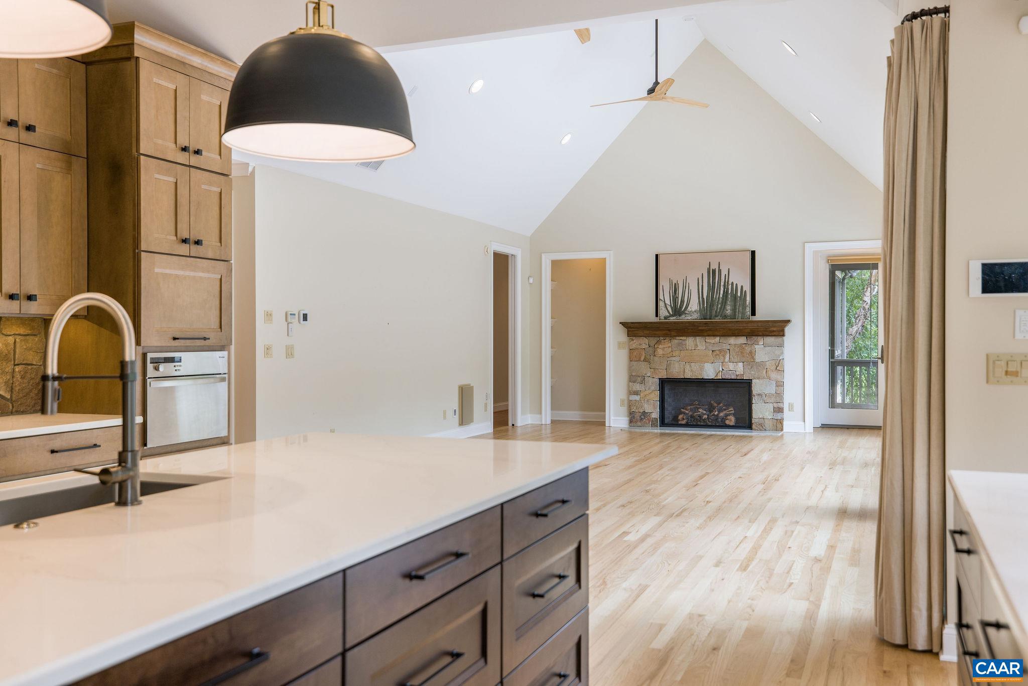 MILTON VILLAGE - Residential