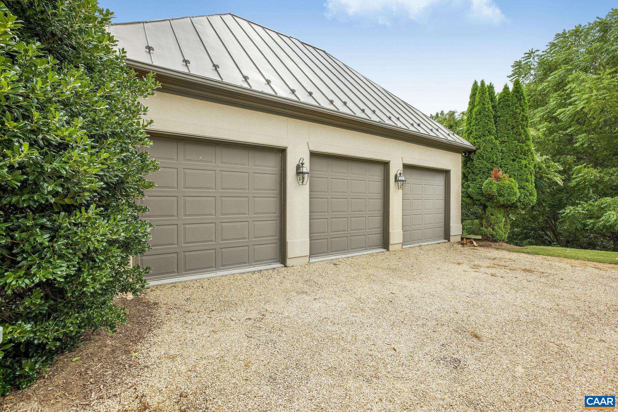 MILTON VILLAGE - Residential