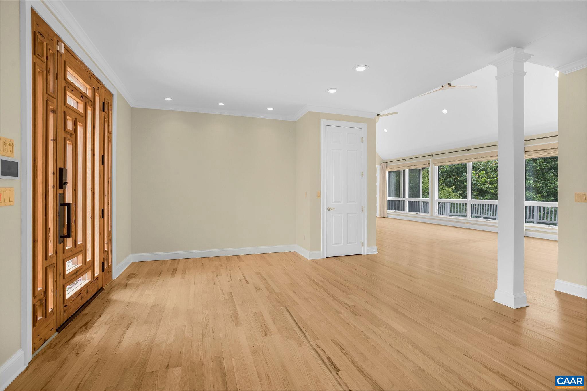 MILTON VILLAGE - Residential