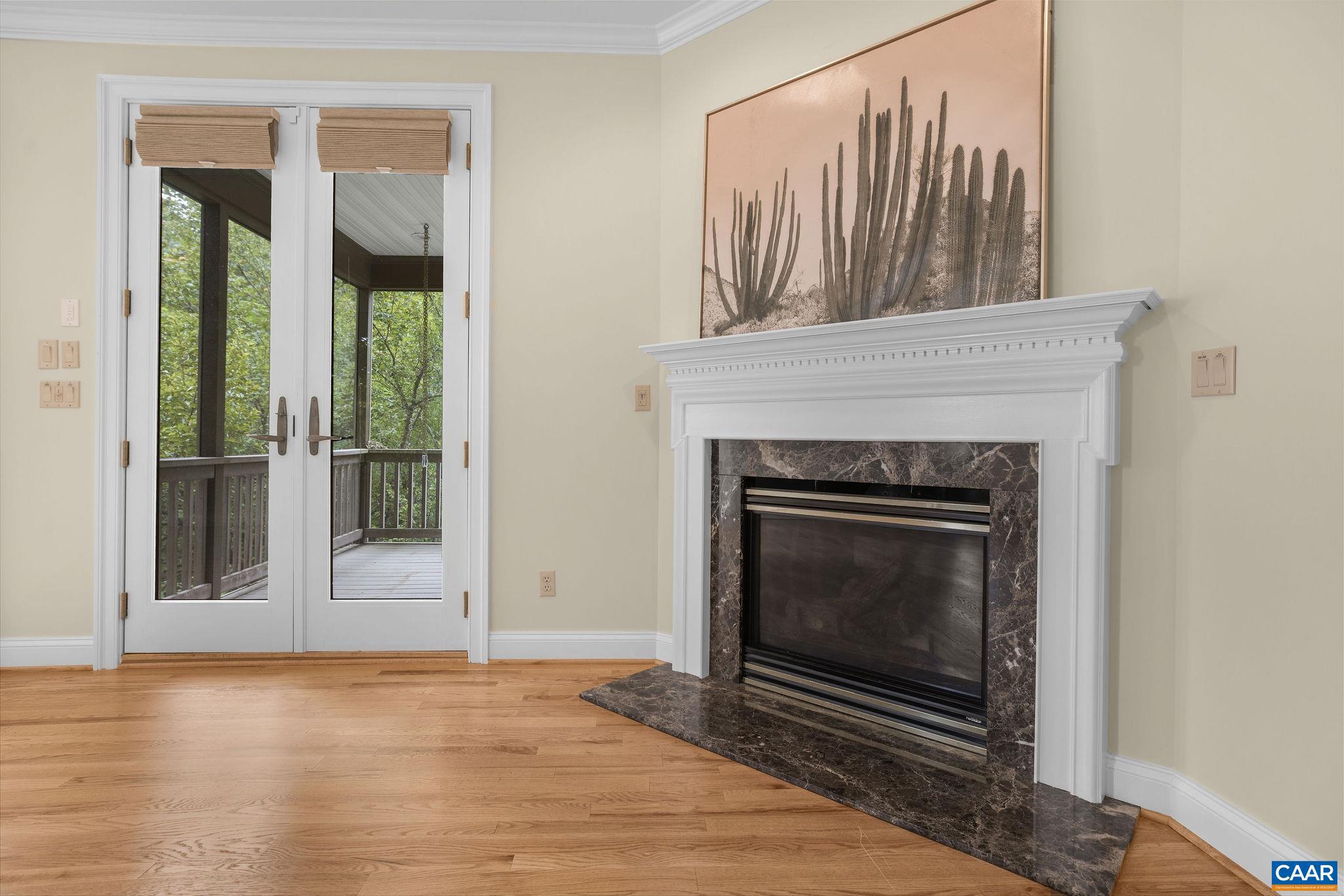 MILTON VILLAGE - Residential