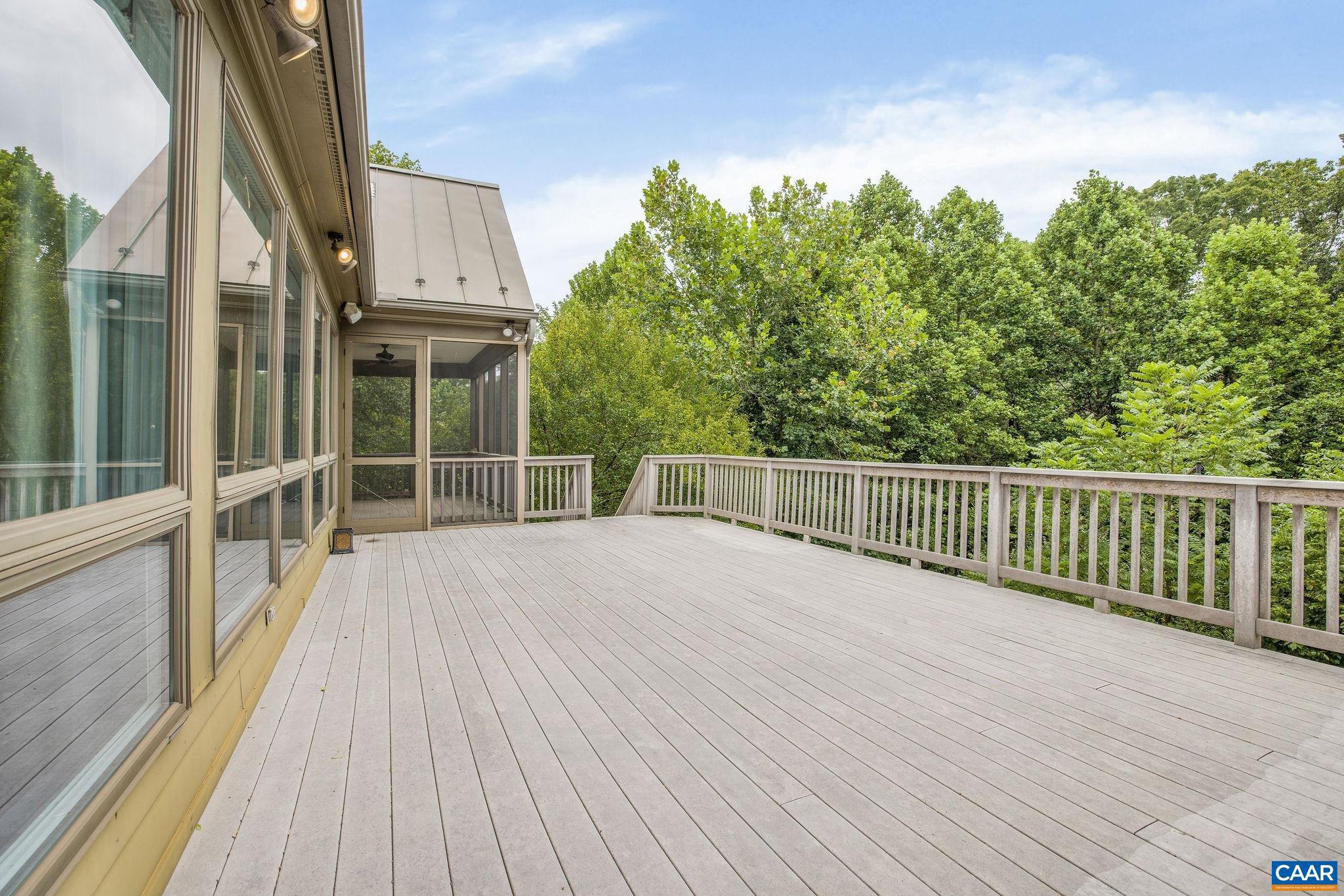 MILTON VILLAGE - Residential