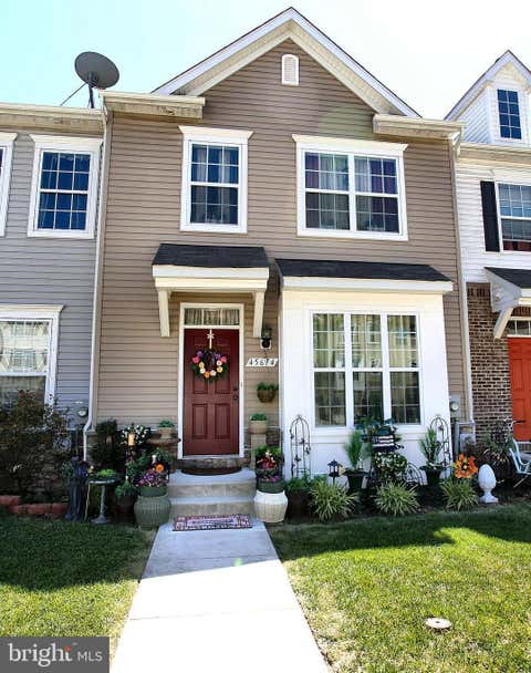 Townhouse For Sale - 45674 Bethfield Way<br/> CALIFORNIA, MD 20619