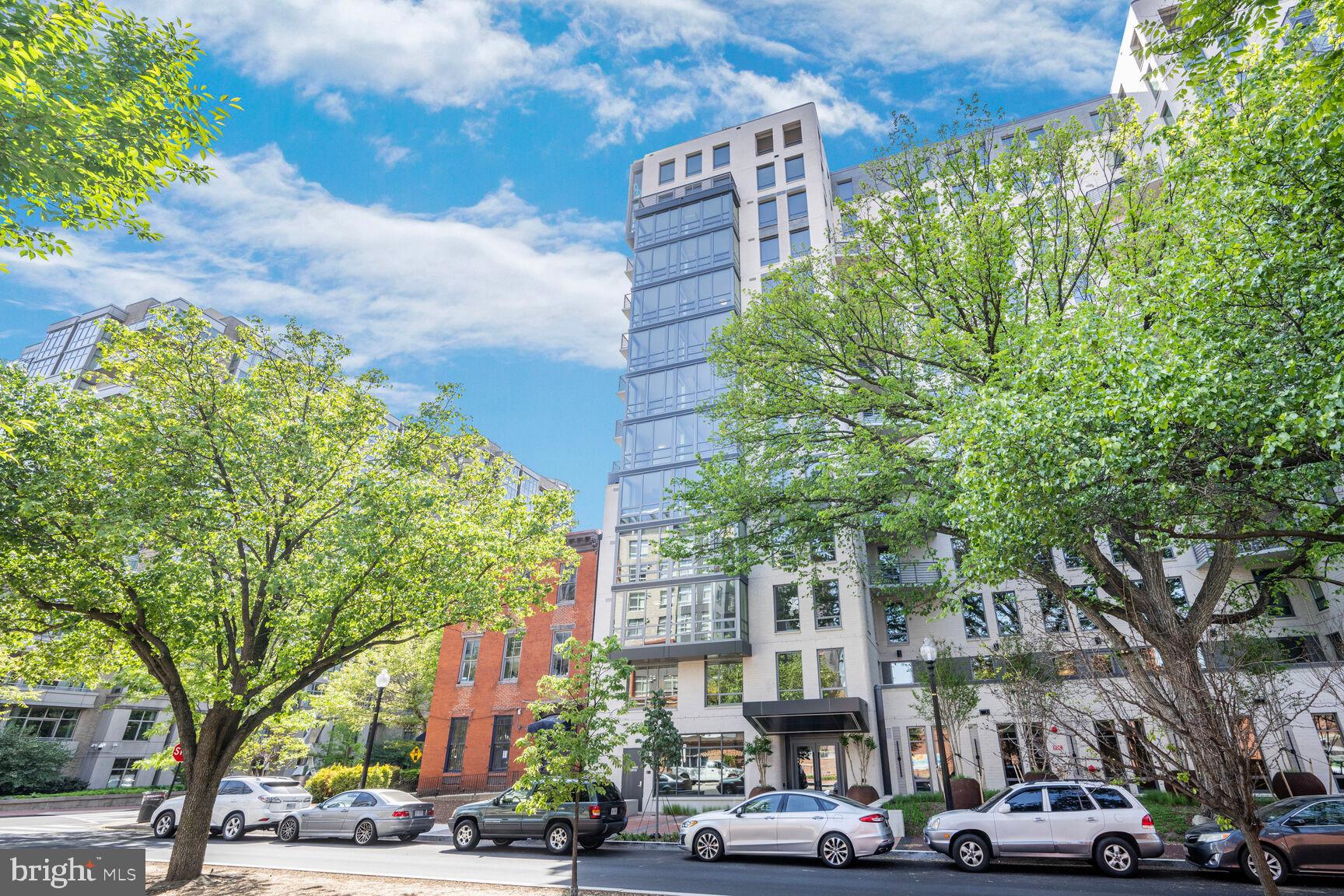 950 3RD STREET NW 301