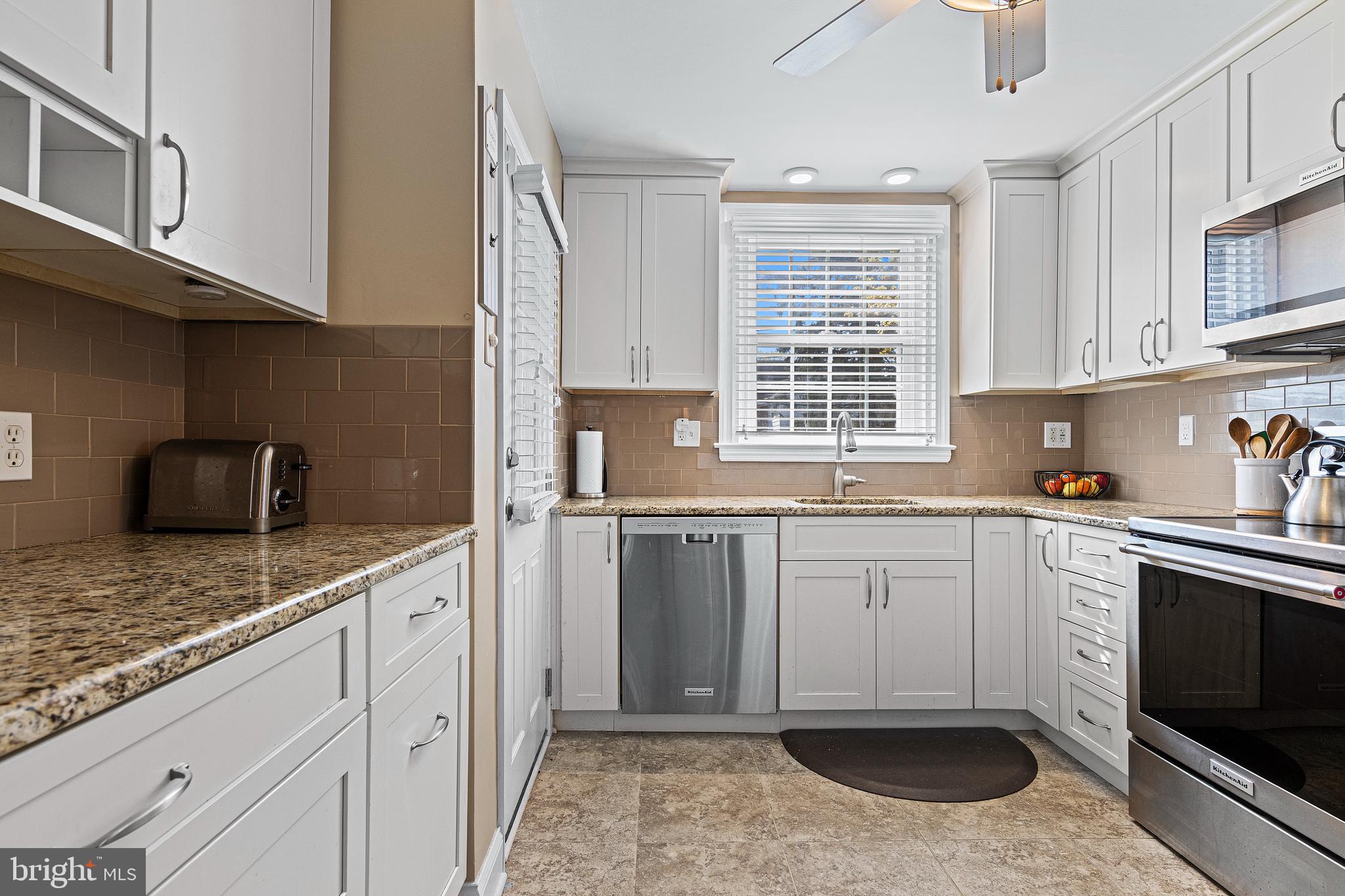 ARONIMINK - Residential