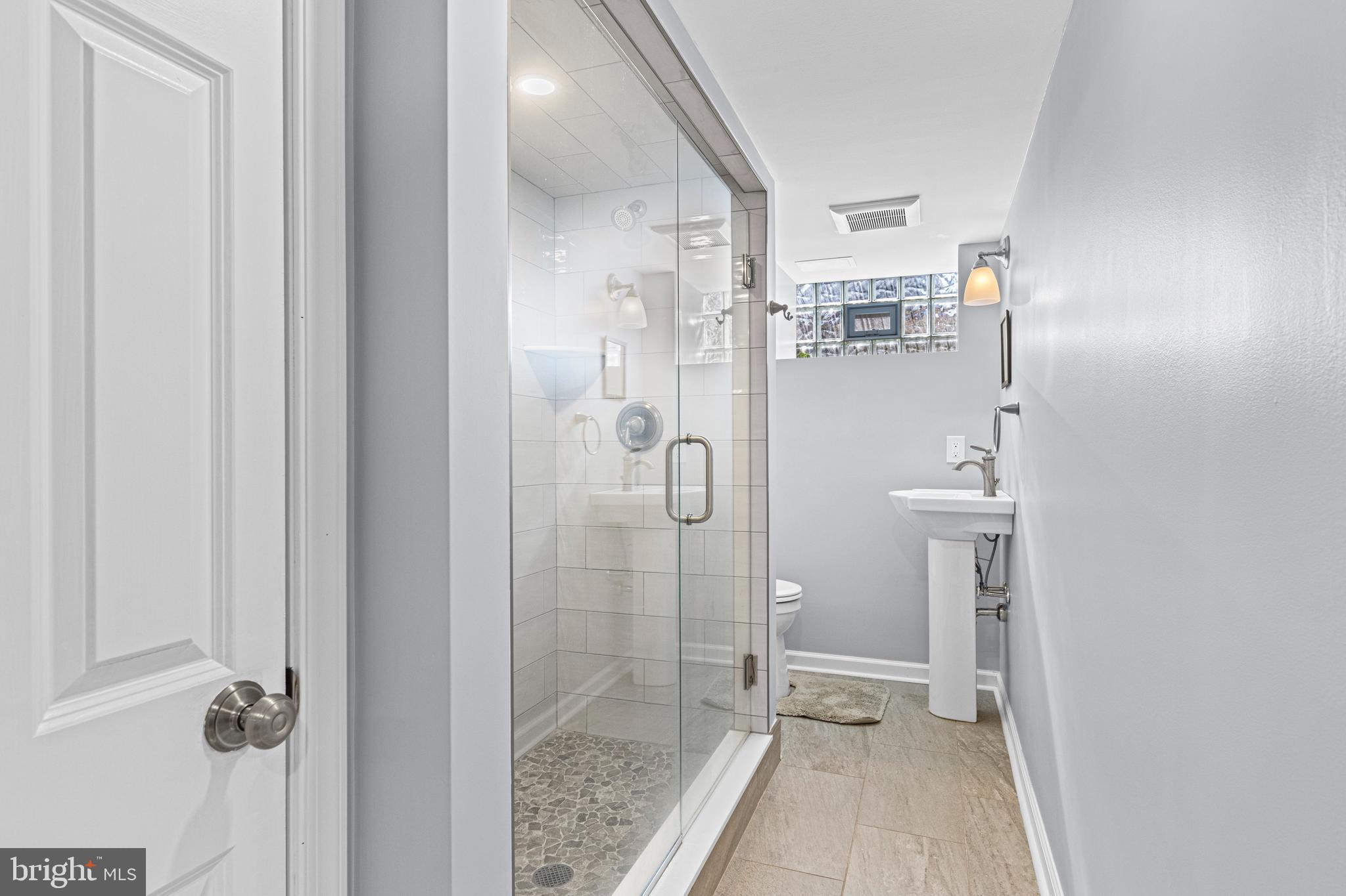 ARONIMINK - Residential