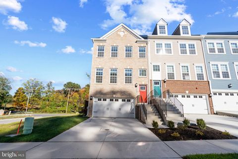 520 DOWNSWING ROAD PIKESVILLE MD 21208