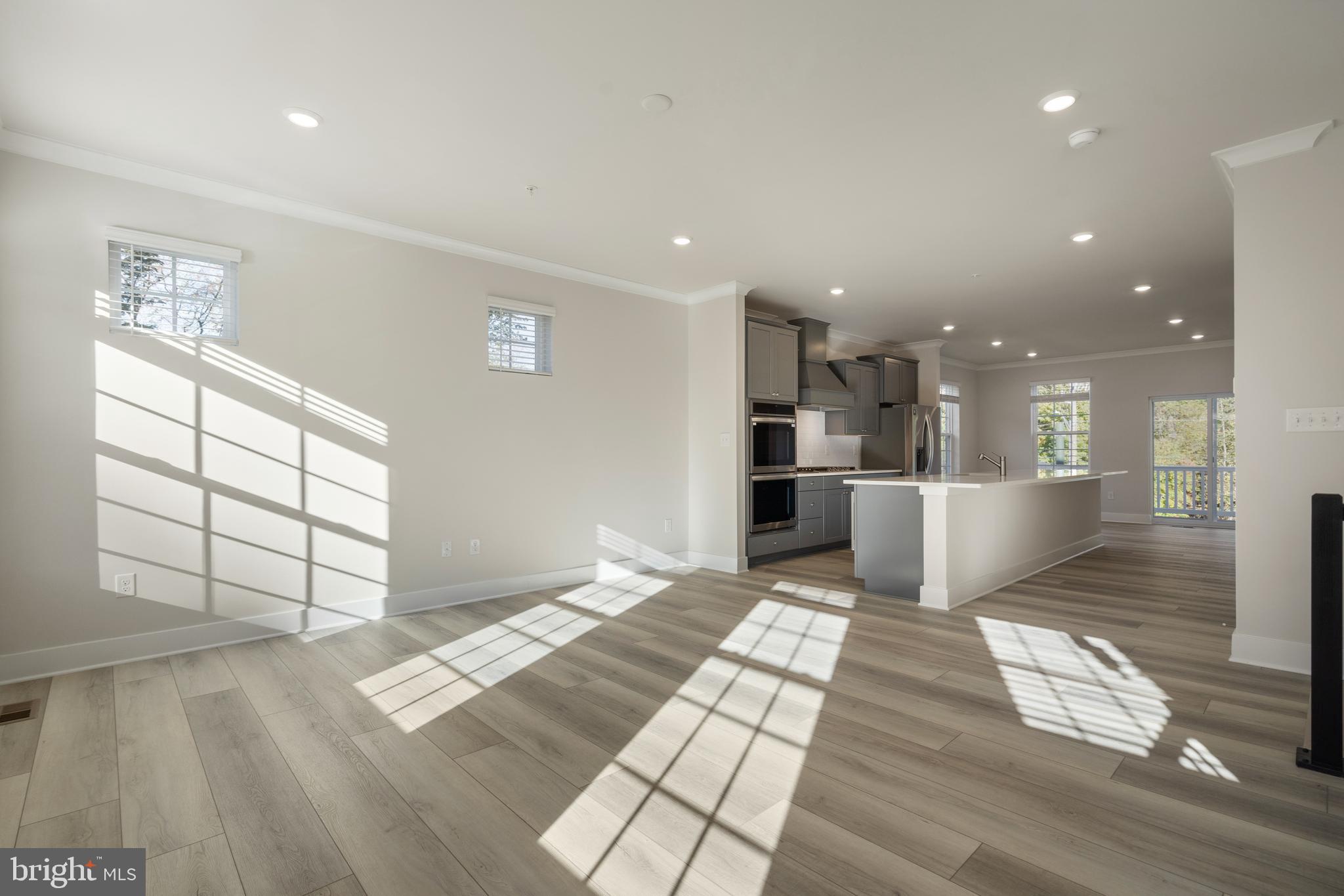 520 DOWNSWING ROAD