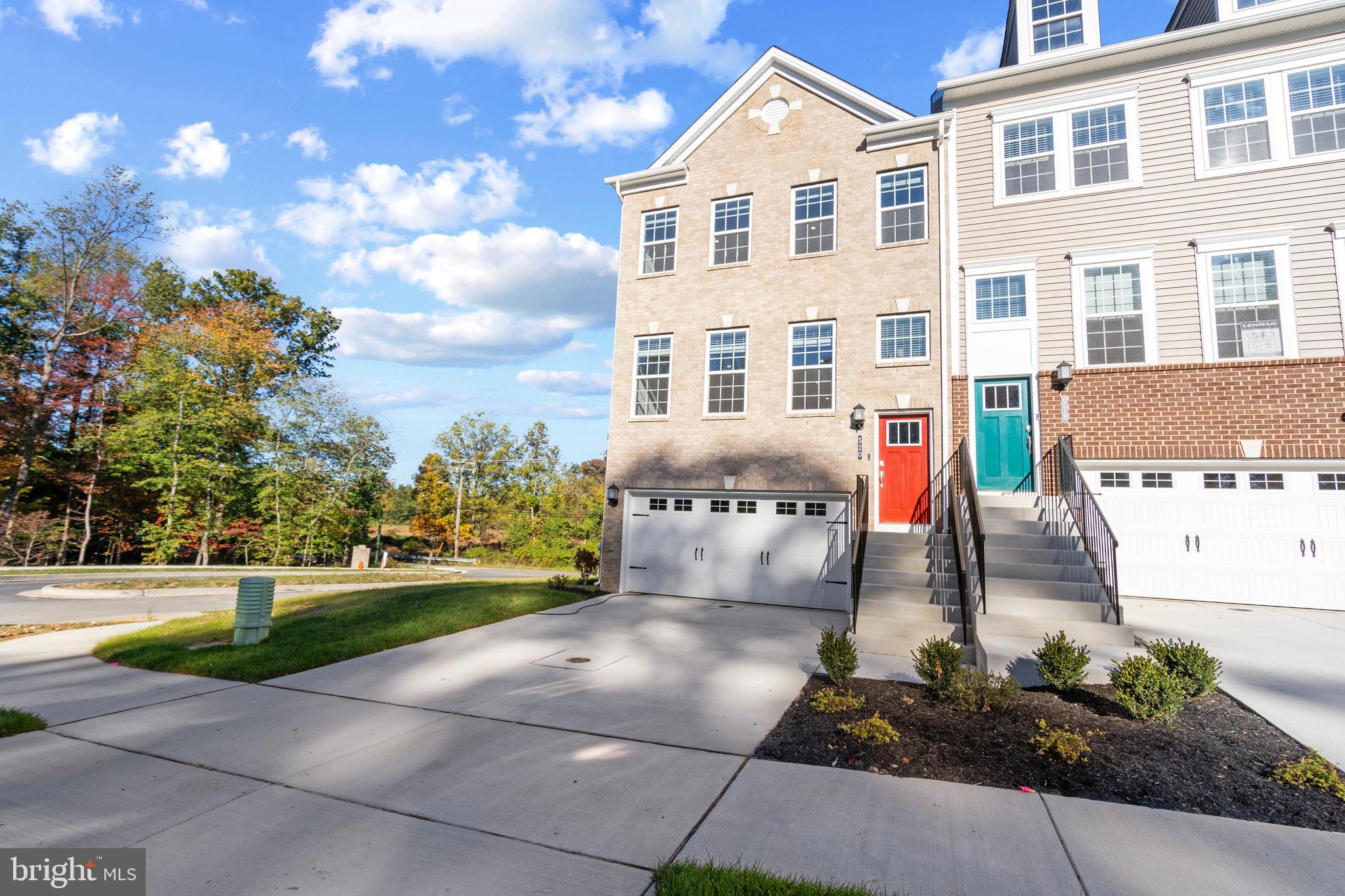 520 DOWNSWING ROAD