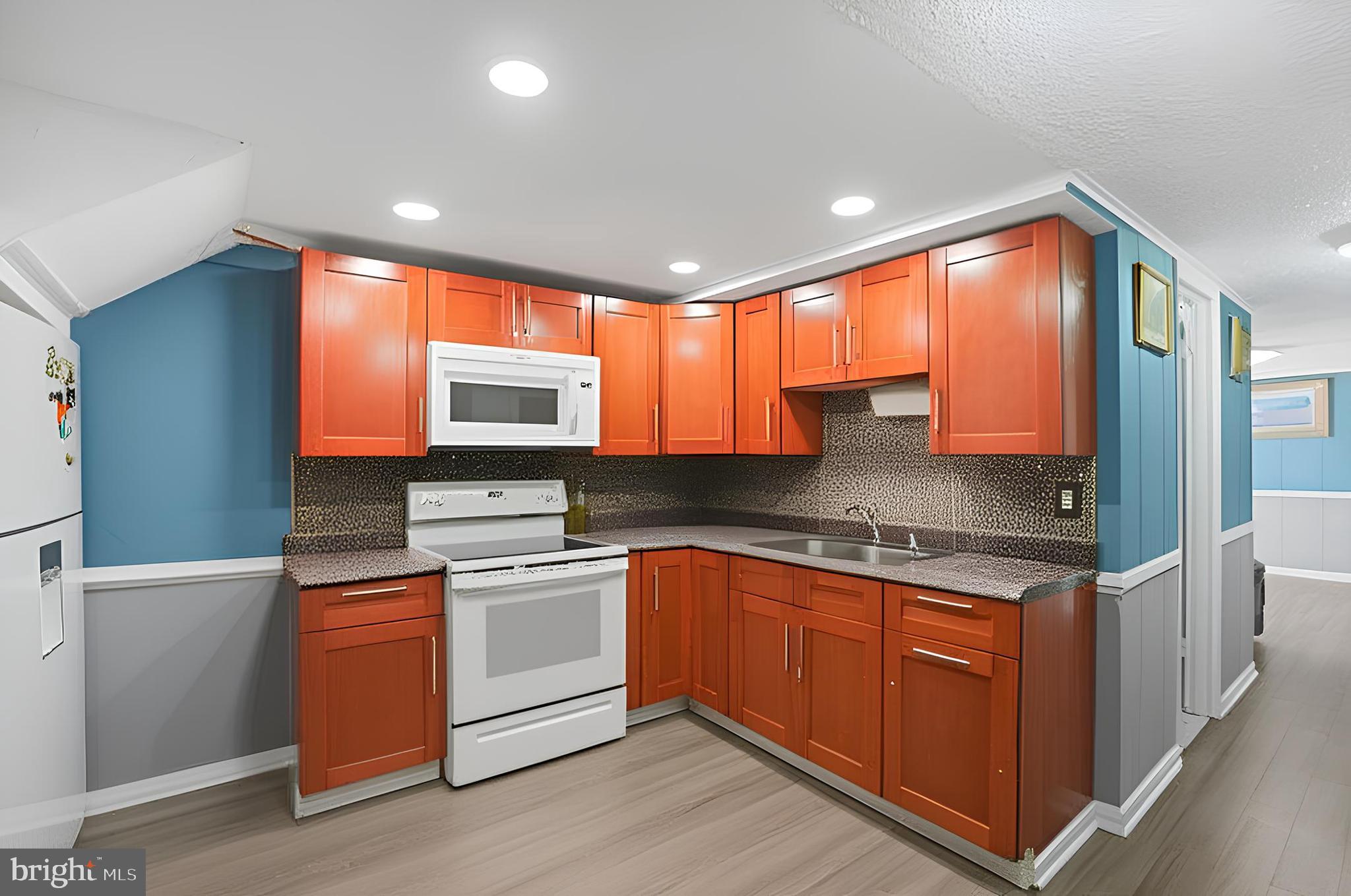 CONNECTICUT AVENUE ESTATES - Residential