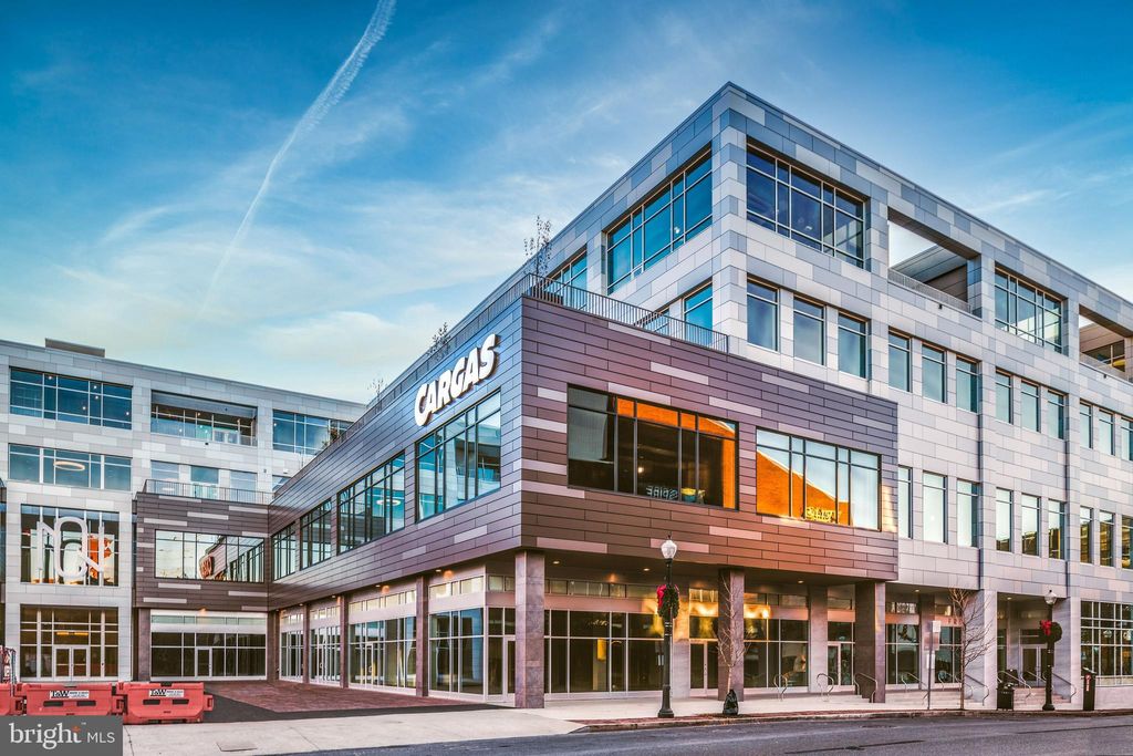 Photo of 101 N Queen Street #SUITE 301, LANCASTER, PA 17603 (MLS # PALA2044790)
