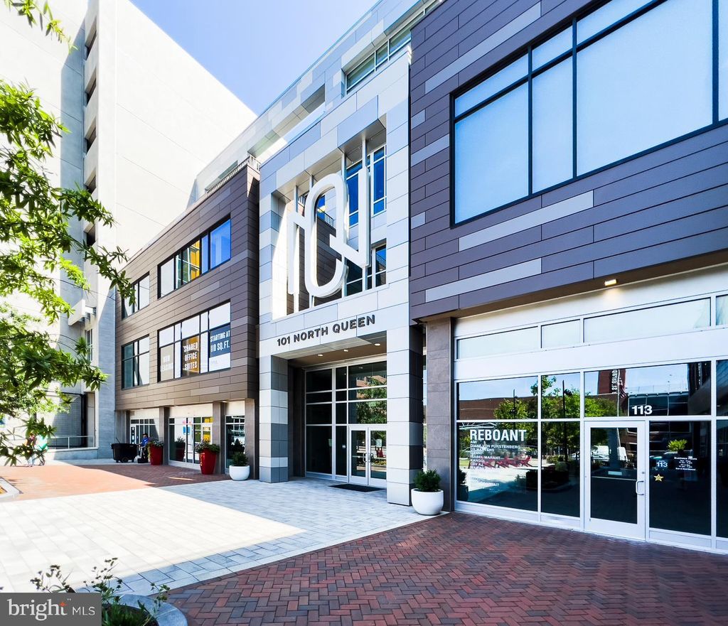 Photo of 101 N Queen Street #SUITE 301, LANCASTER, PA 17603 (MLS # PALA2044790)