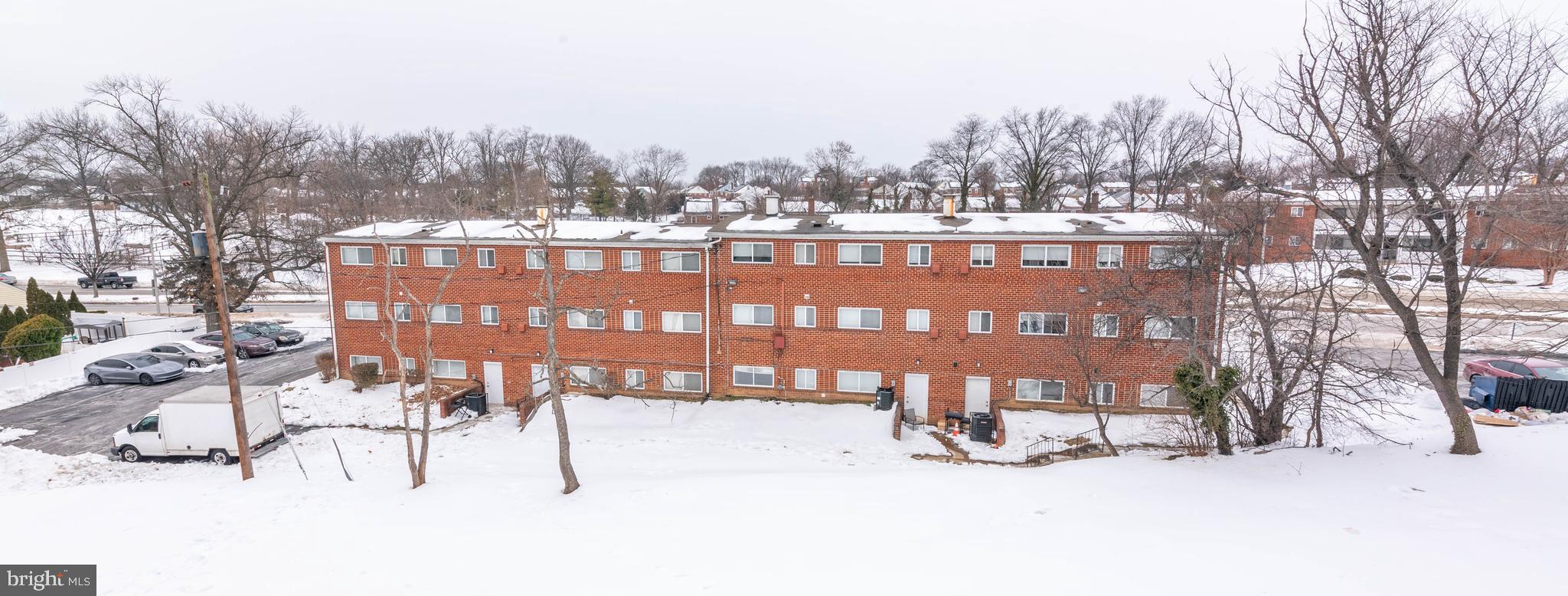 ROSEMONT EAST - Residential