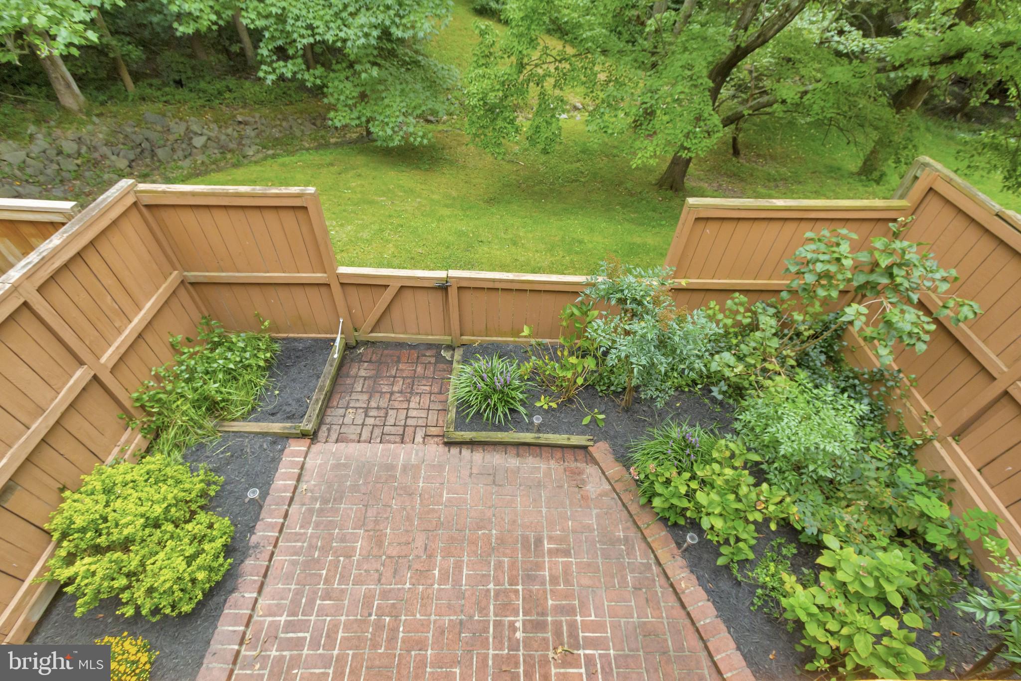 WILLOW CREEK - Residential