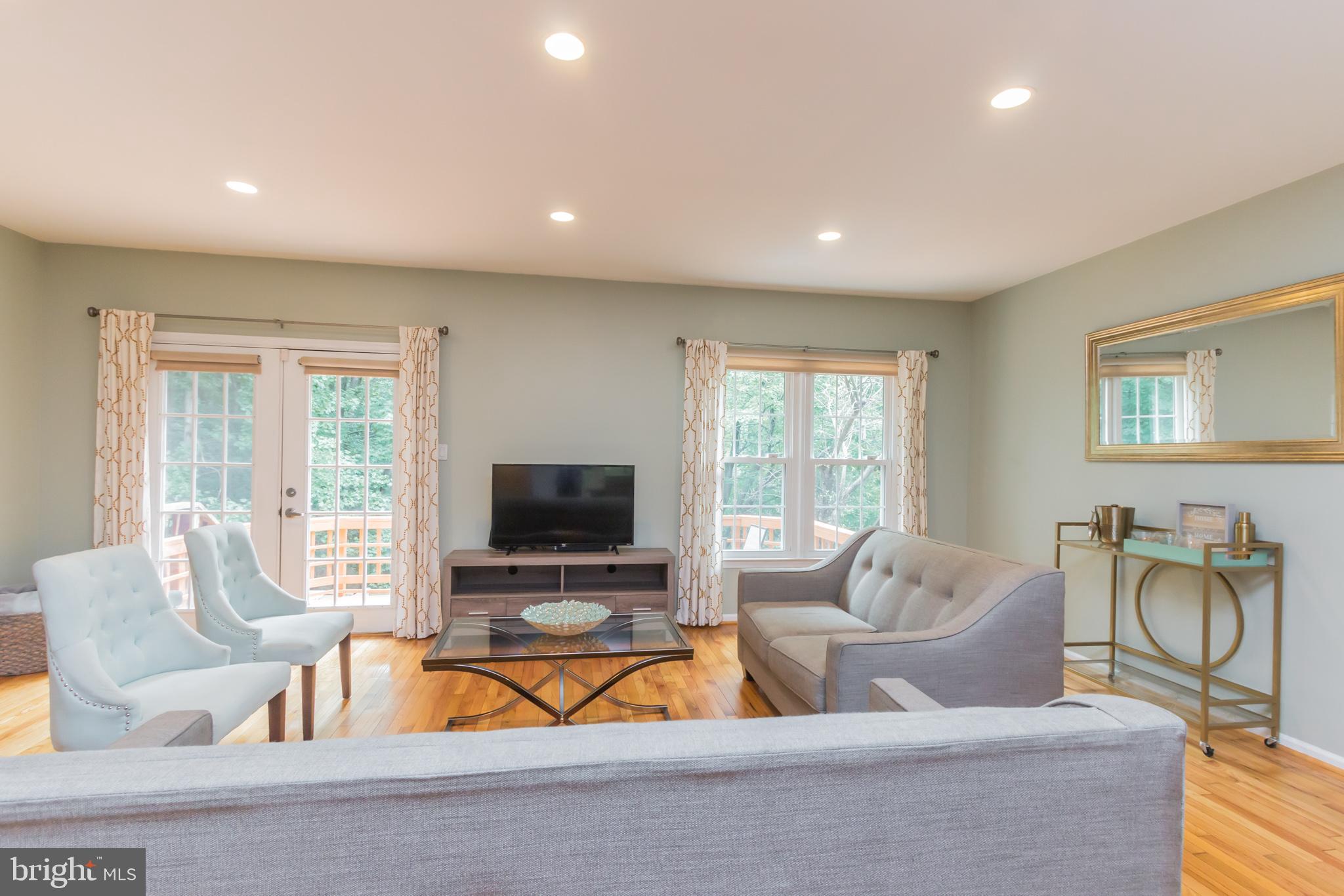 WILLOW CREEK - Residential