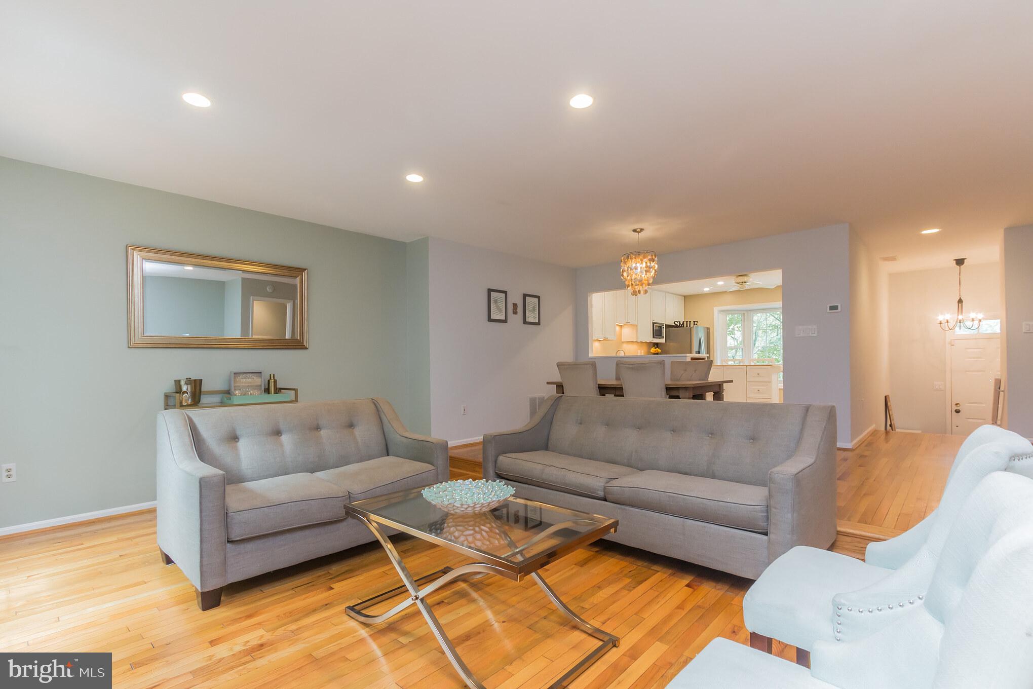 WILLOW CREEK - Residential