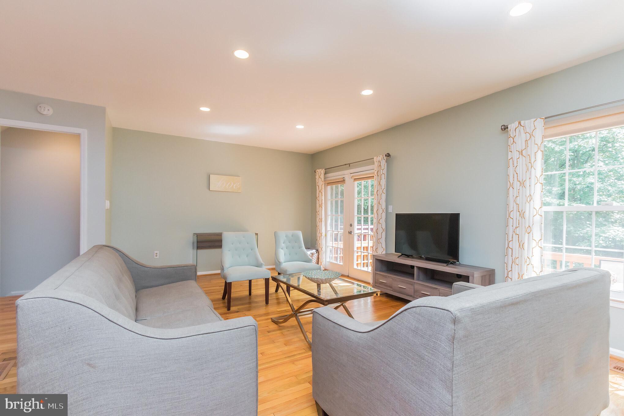 WILLOW CREEK - Residential