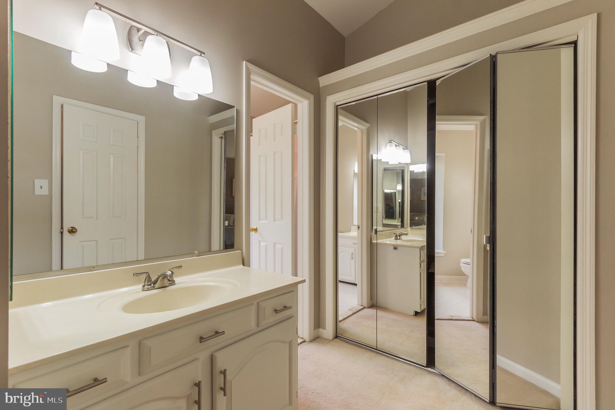 WILLOW CREEK - Residential