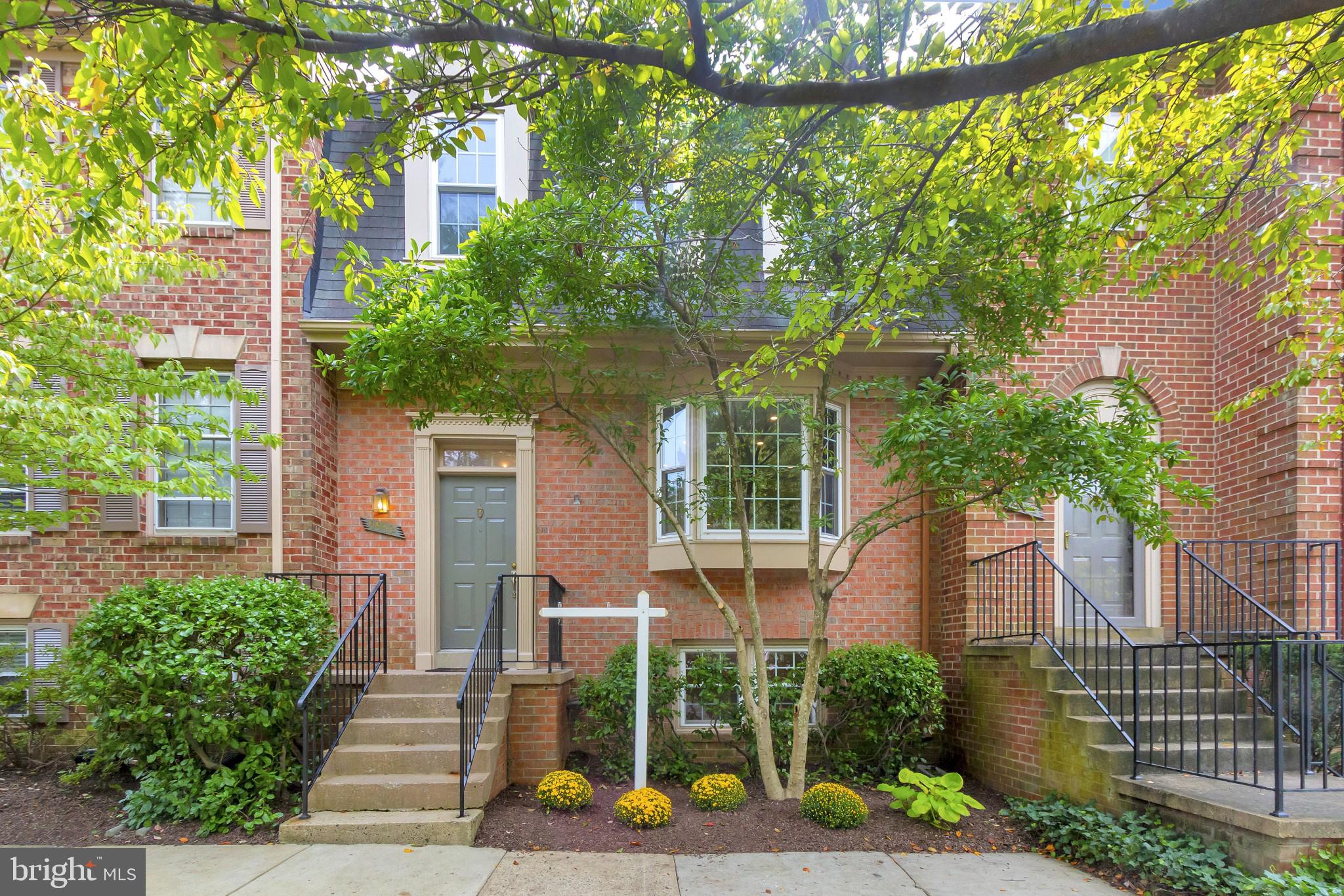 WILLOW CREEK - Residential