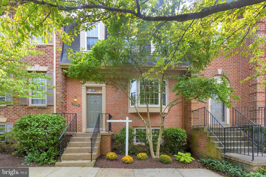 Don't miss out on this gorgeous, updated home in the heart of Alexandria with easy and a quick turn to the major highways! 4 bedrooms, 3 full bathrooms with a half bathroom on the main floor. Fresh paint, updated kitchen, nice floors and carpets, and a fully finished and great basement for all your needs. This home has been well cared for and loved by the owners and now it is ready for YOU to move in! Run, don't walk to view your next home!