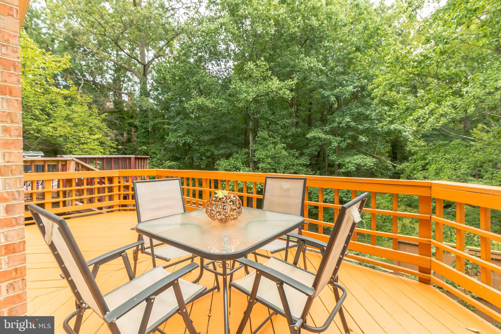 WILLOW CREEK - Residential