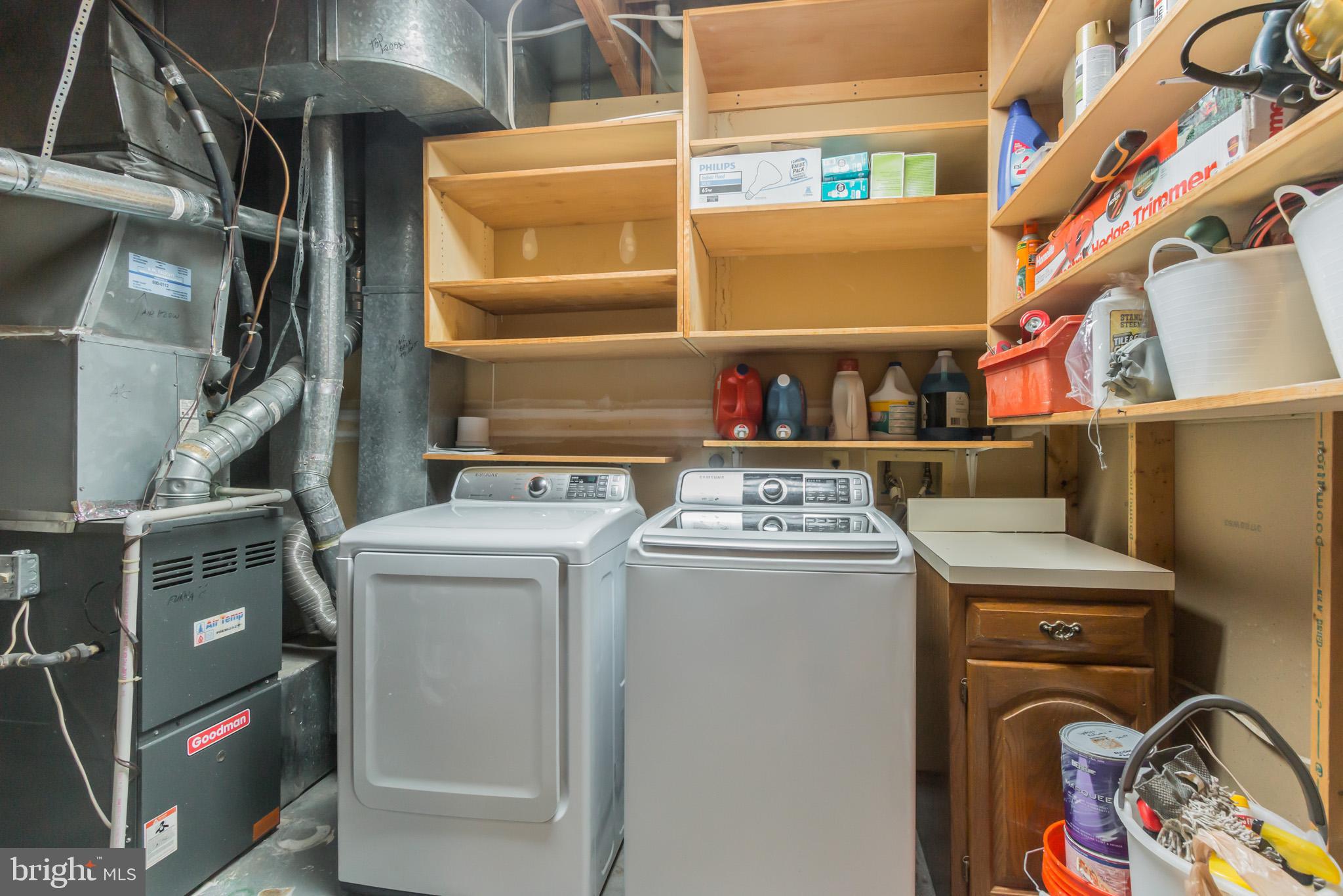 WILLOW CREEK - Residential