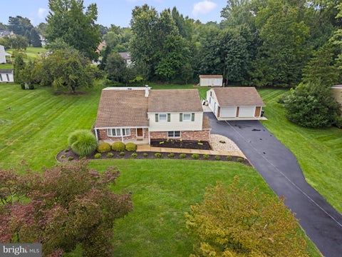 Homes For Sale - 55 Brook Drive<br/> SOUTHAMPTON, PA 18966