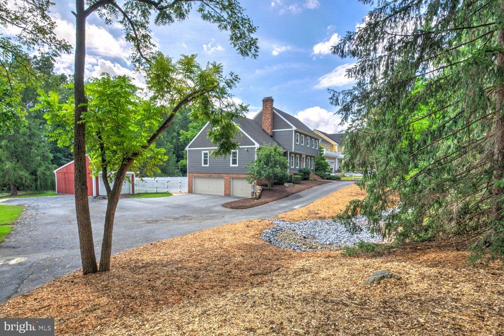 Photo of 372 Rudy Dam Road, LITITZ, PA 17543 (MLS # PALA2094444)