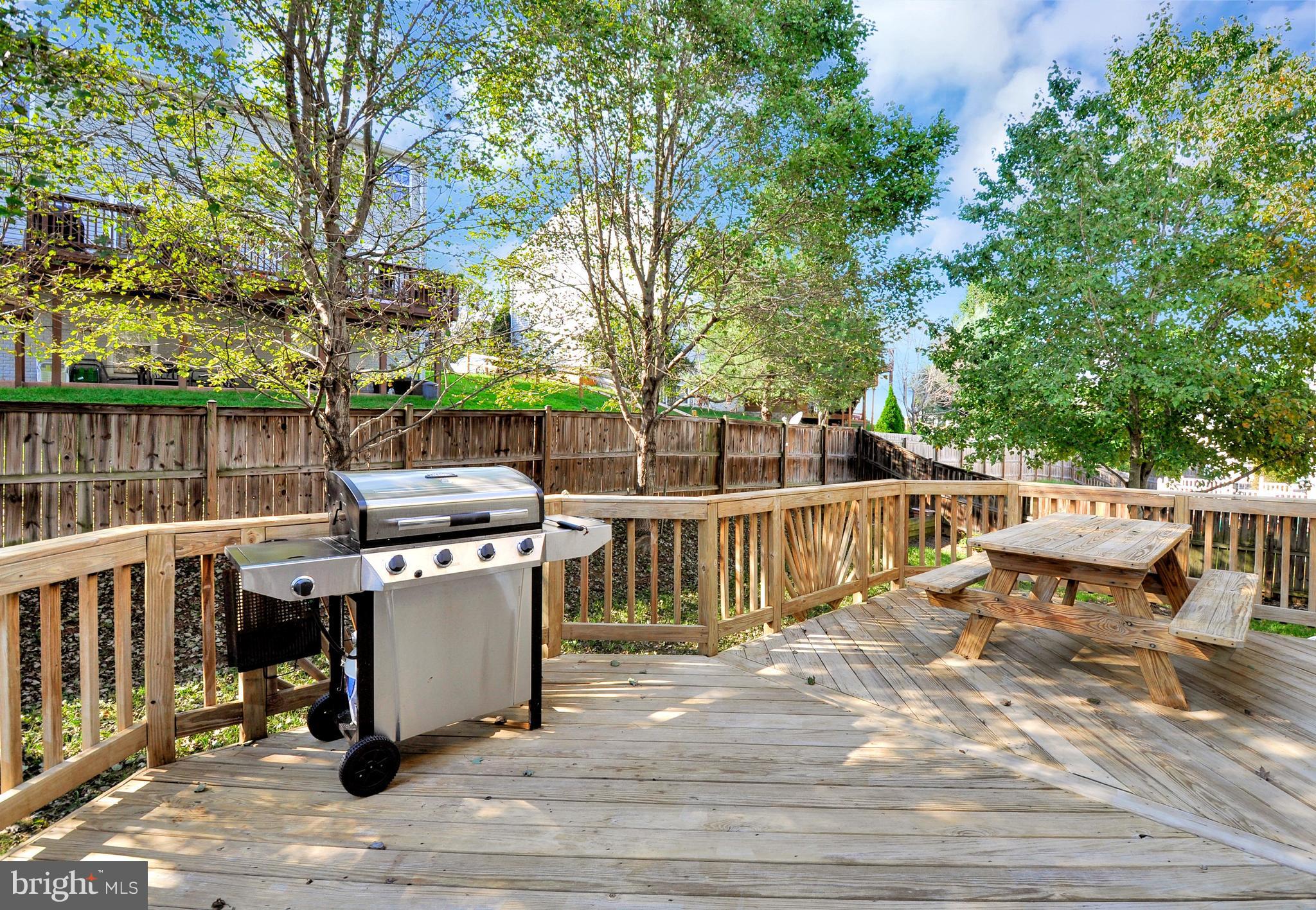 APPLE GROVE - Residential