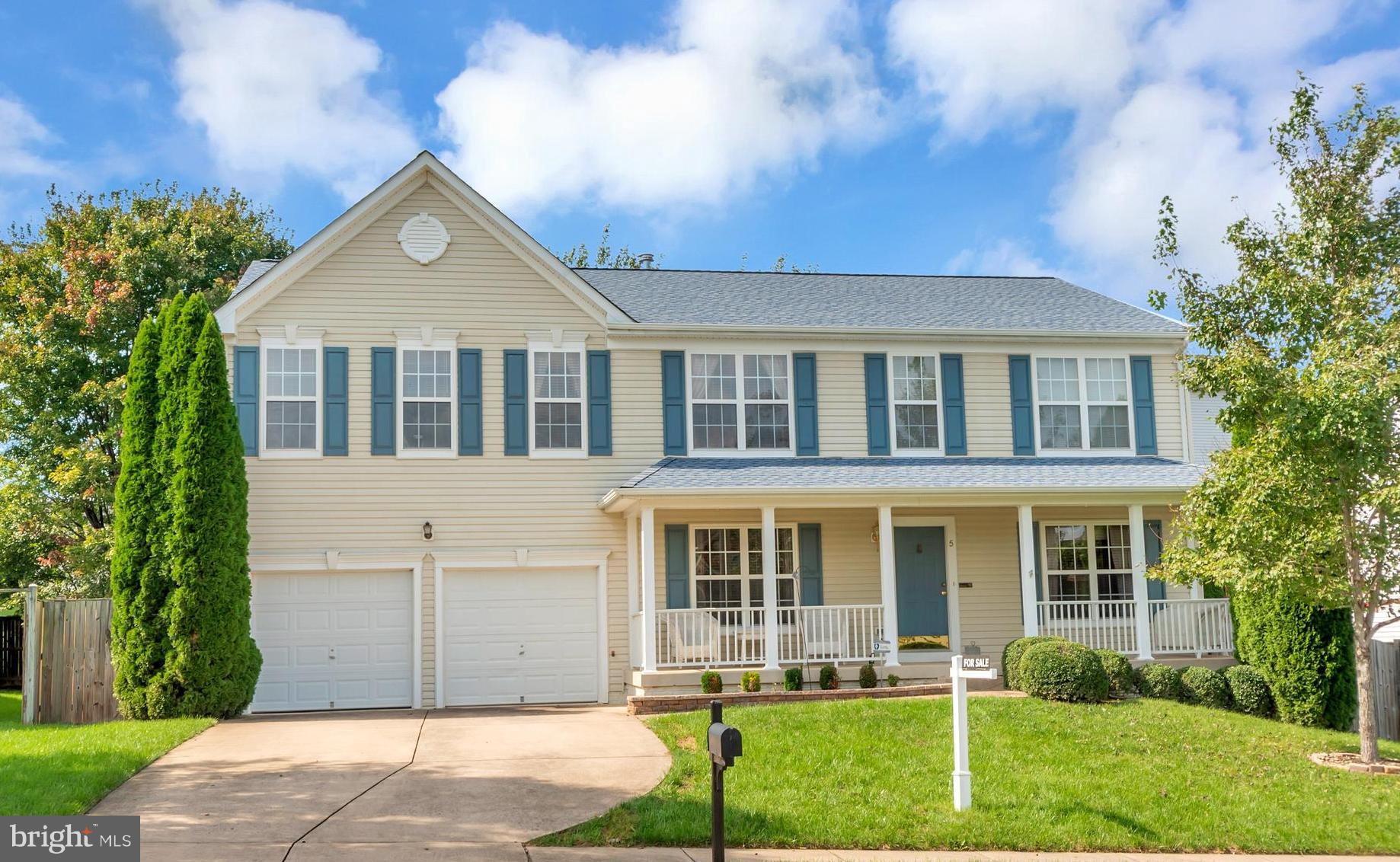 APPLE GROVE - Residential