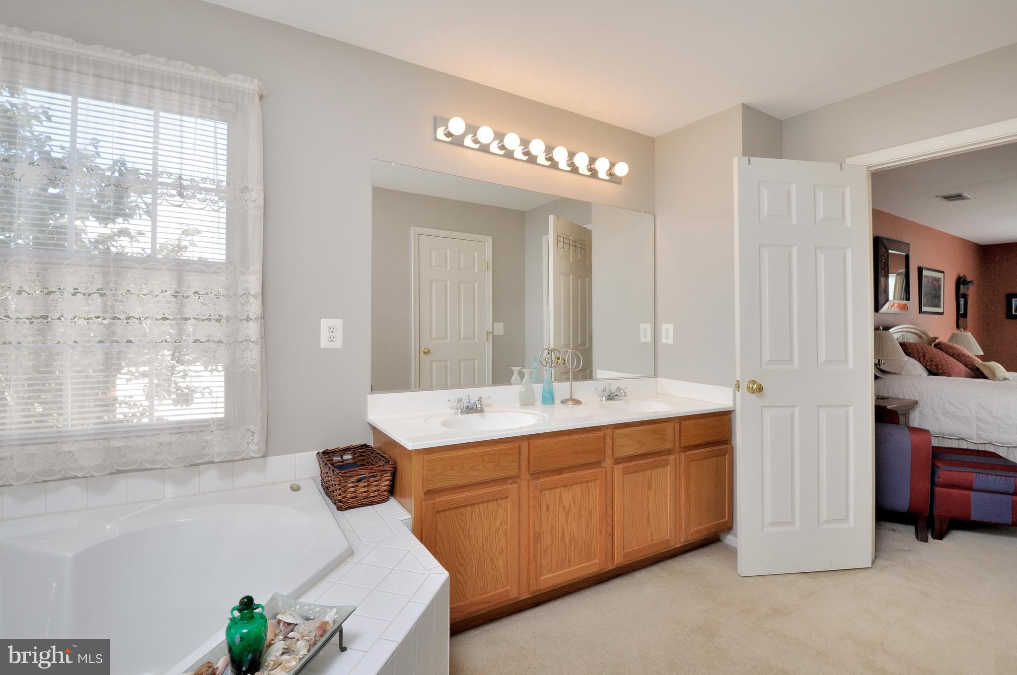 APPLE GROVE - Residential